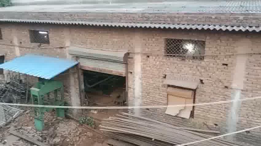 Industrial Plot in Kirari Suleman Nagar Village — photo 3