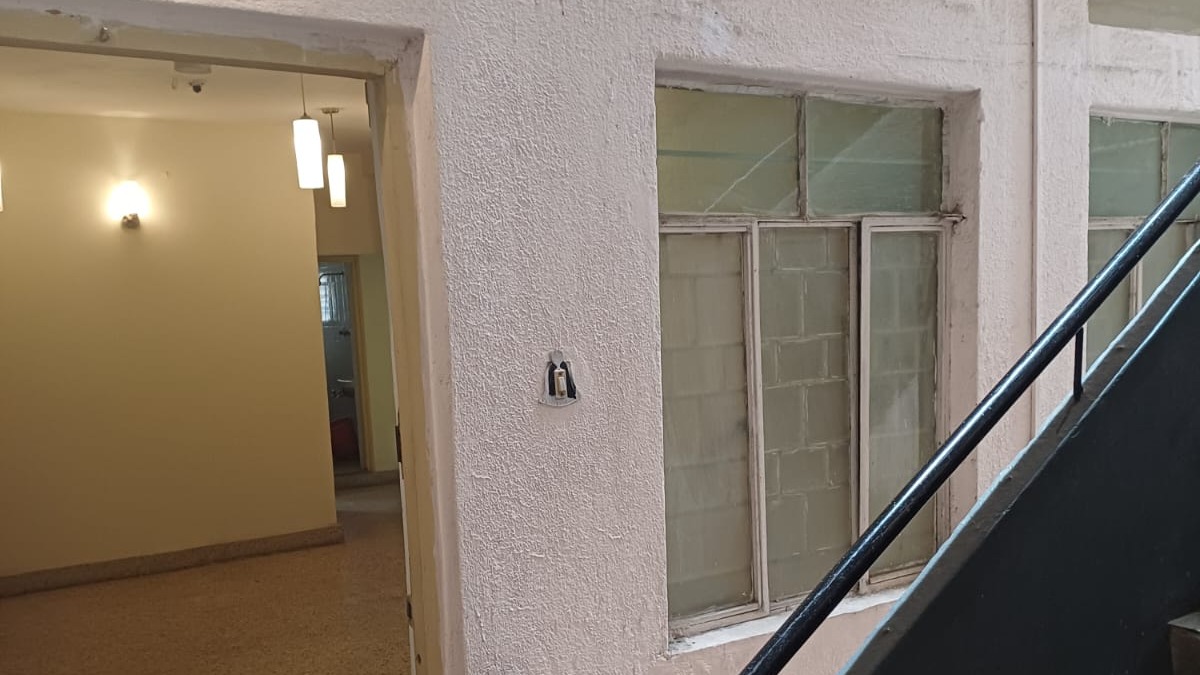 Apartment in Everest and Kailash Apartments — photo 4
