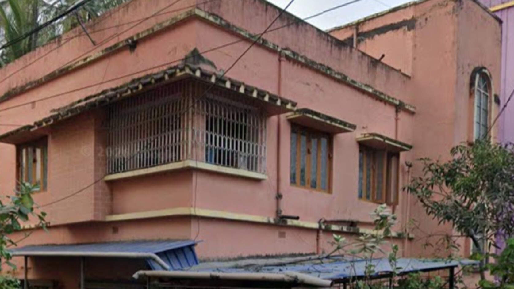 House in Srijoni — photo 1