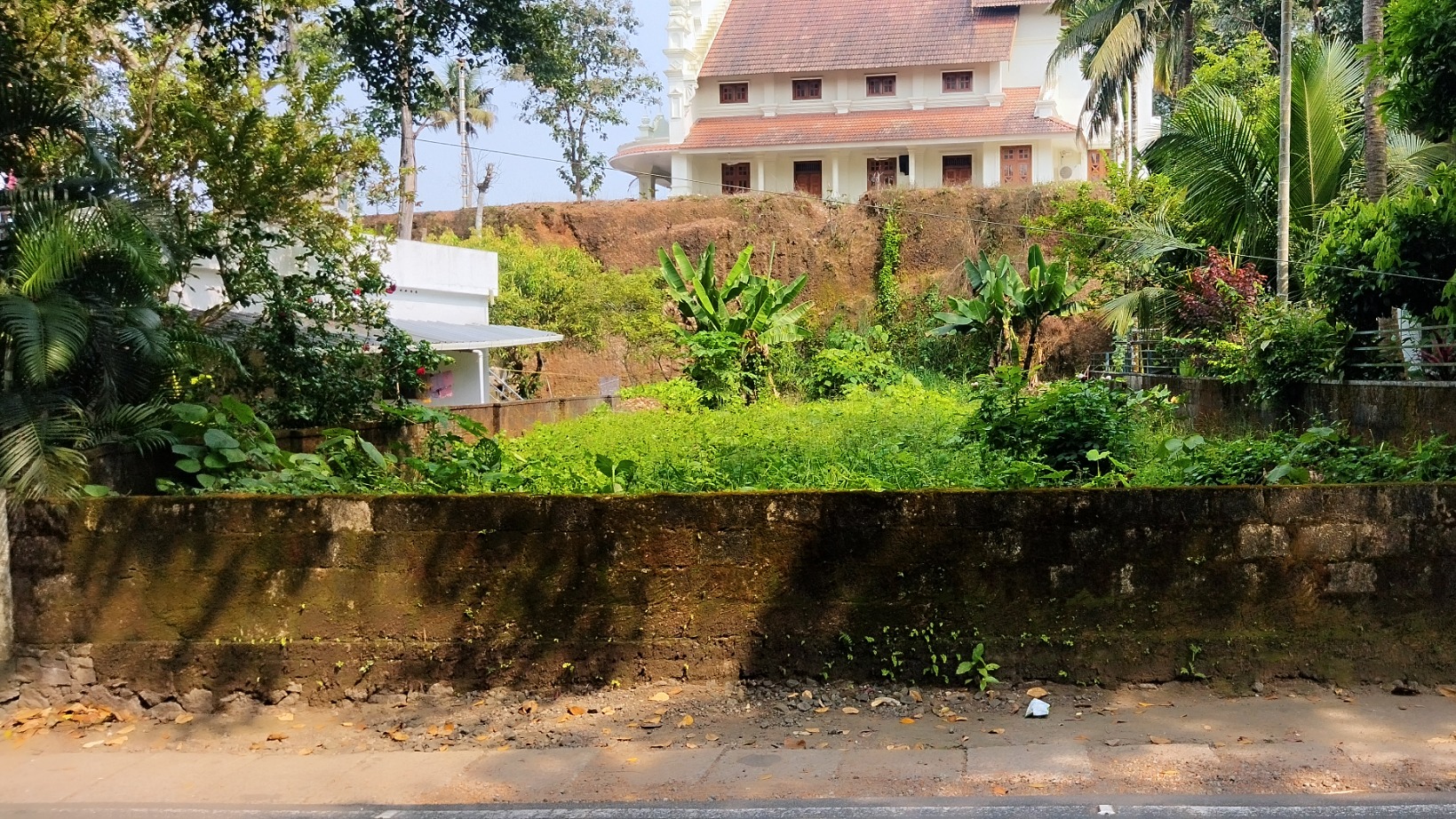 Commercial Land in Thengod — photo 1