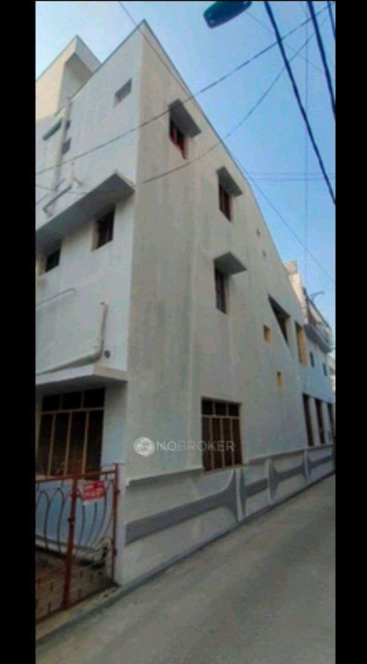 House in Domlur Village — photo 1