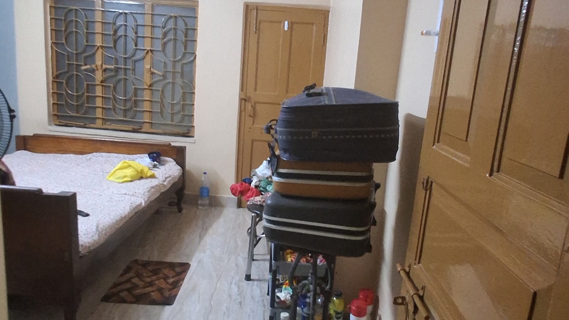 Flat in Gabtala Lane, Behala — photo 10