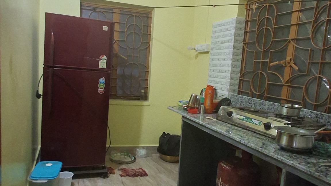 Flat in Gabtala Lane, Behala — photo 4