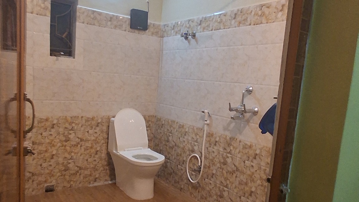 Flat in Gabtala Lane, Behala — photo 3