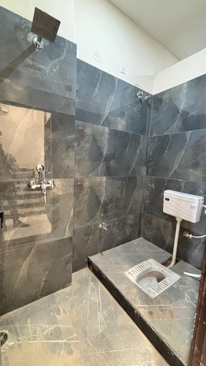House in Niwaru Road — photo 14