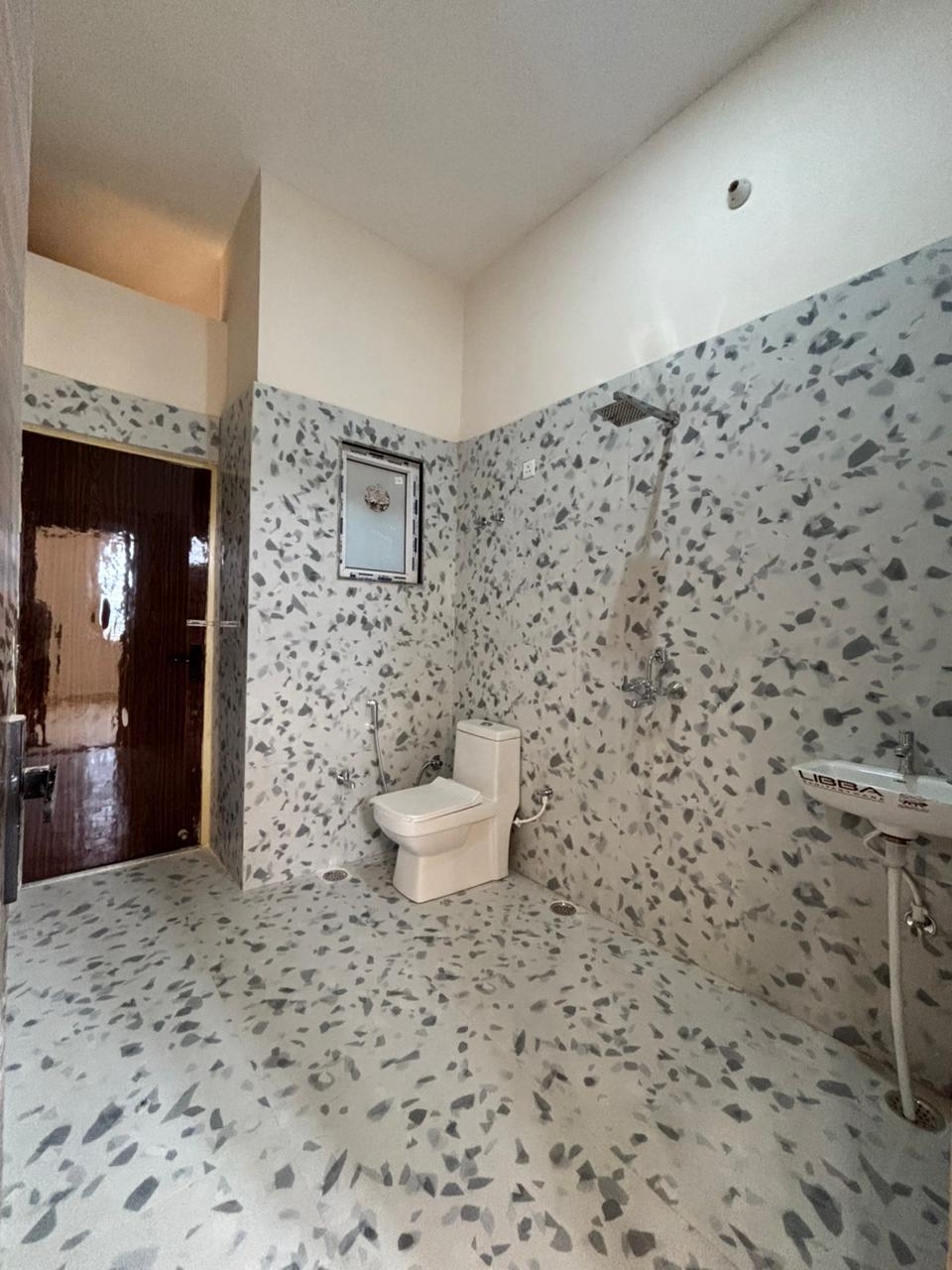 House in Niwaru Road — photo 25