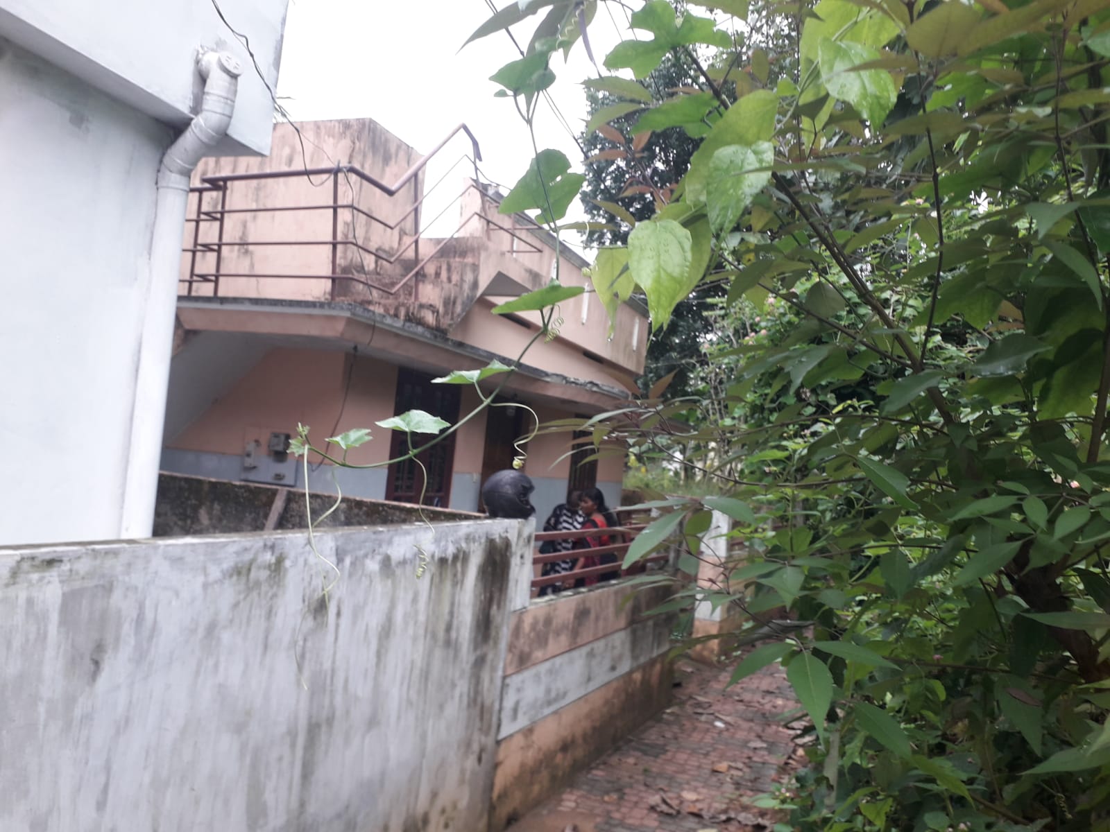 Commercial Building At Attakulangara — photo 1