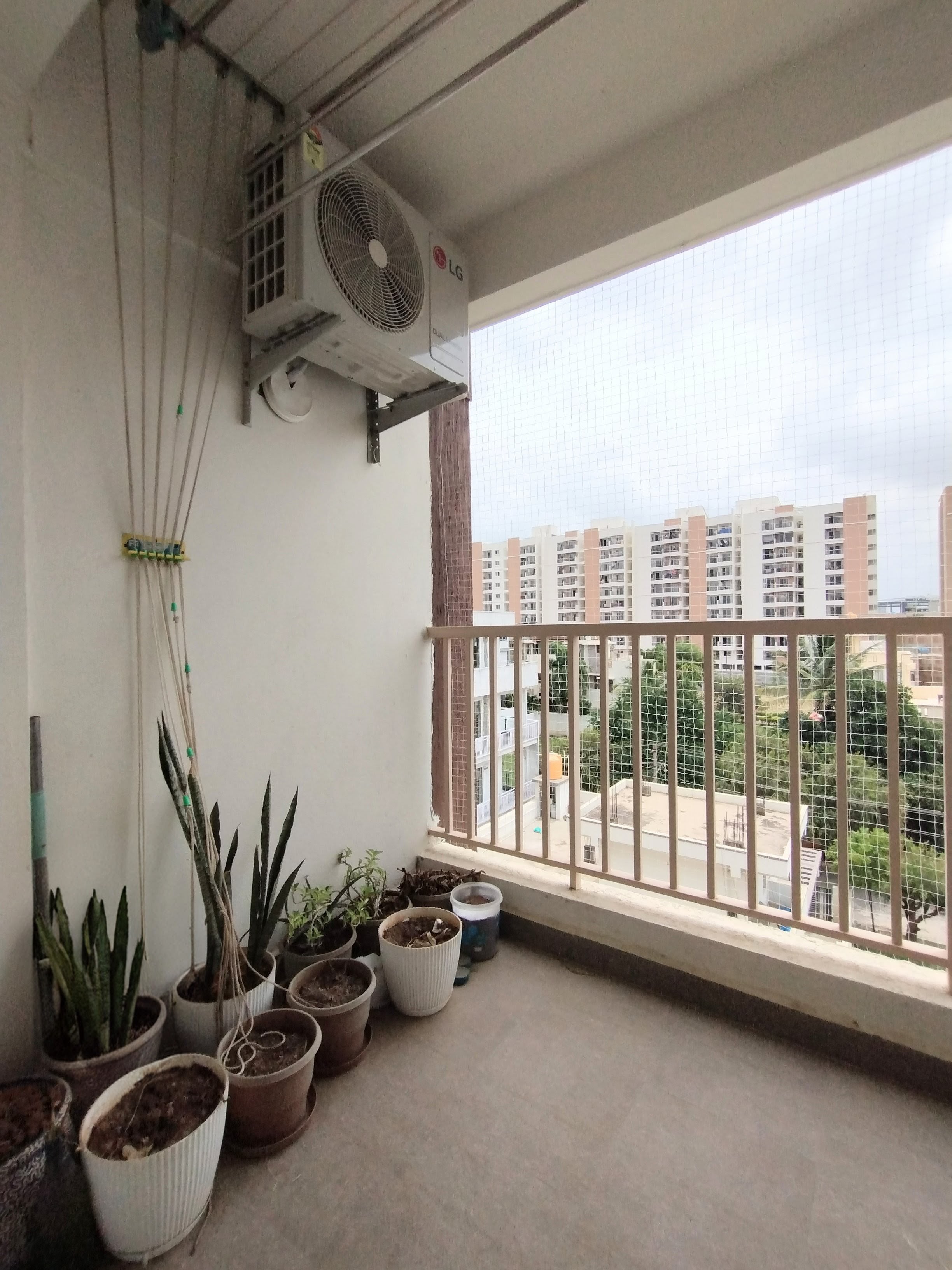 Apartment in DS-MAX Sangam Grand — photo 4