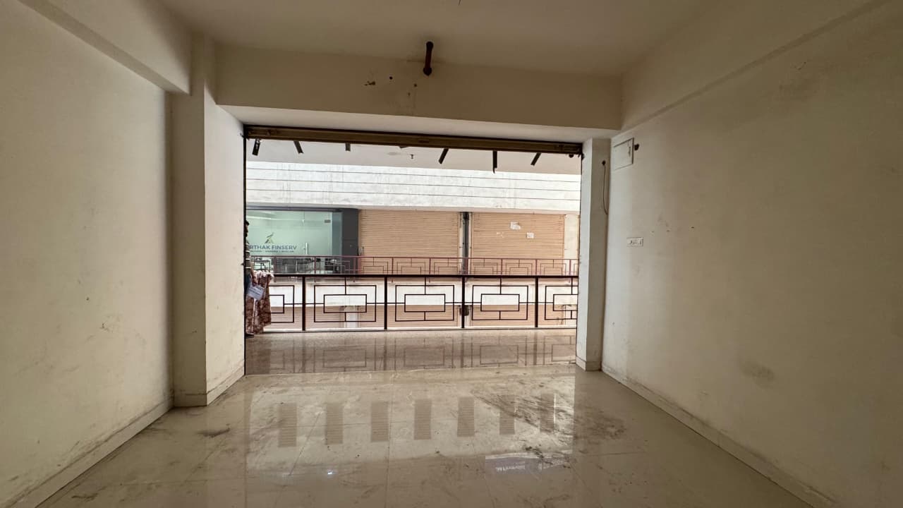 Commercial in Fafadih — photo 3
