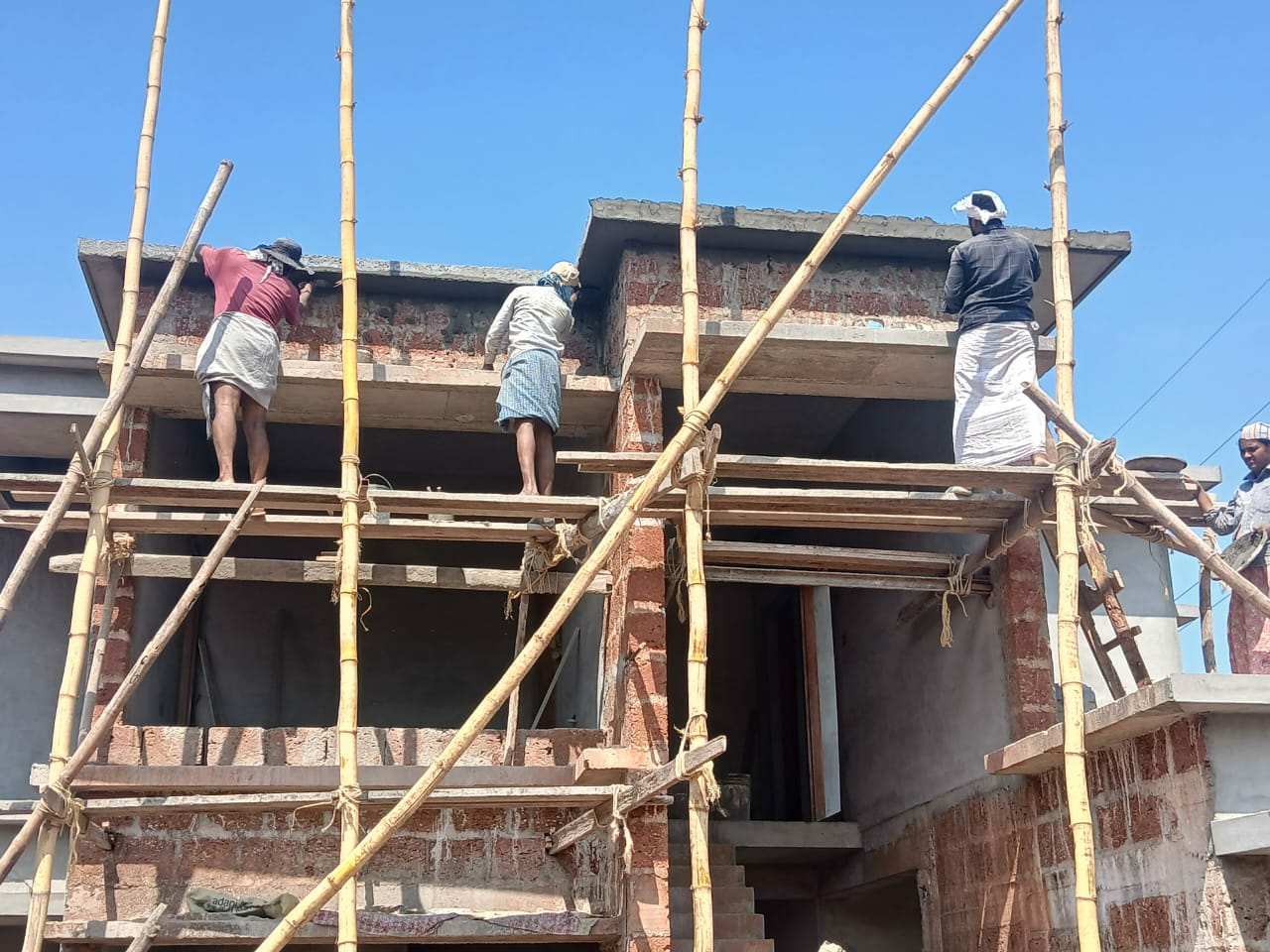 House in RF23+R7J, Kakkatti, Edakkad, Keralam 670662, India — photo 1