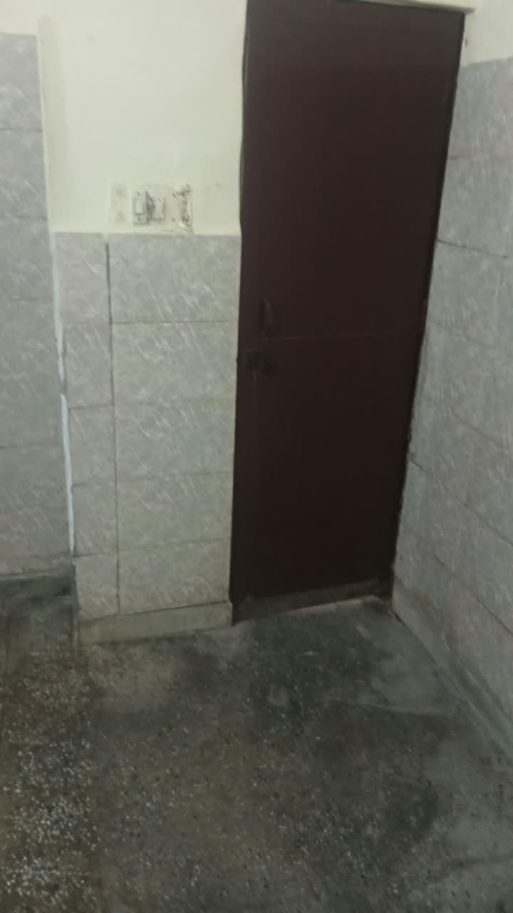 Apartment in Saket, Madangir, Ambedkar Nagar, New Delhi — photo 5