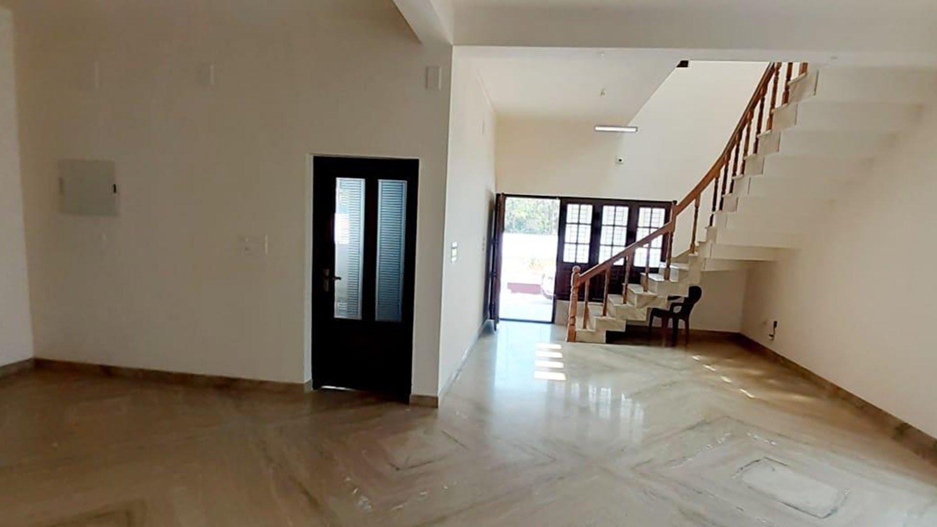 Leevas House - Image 4