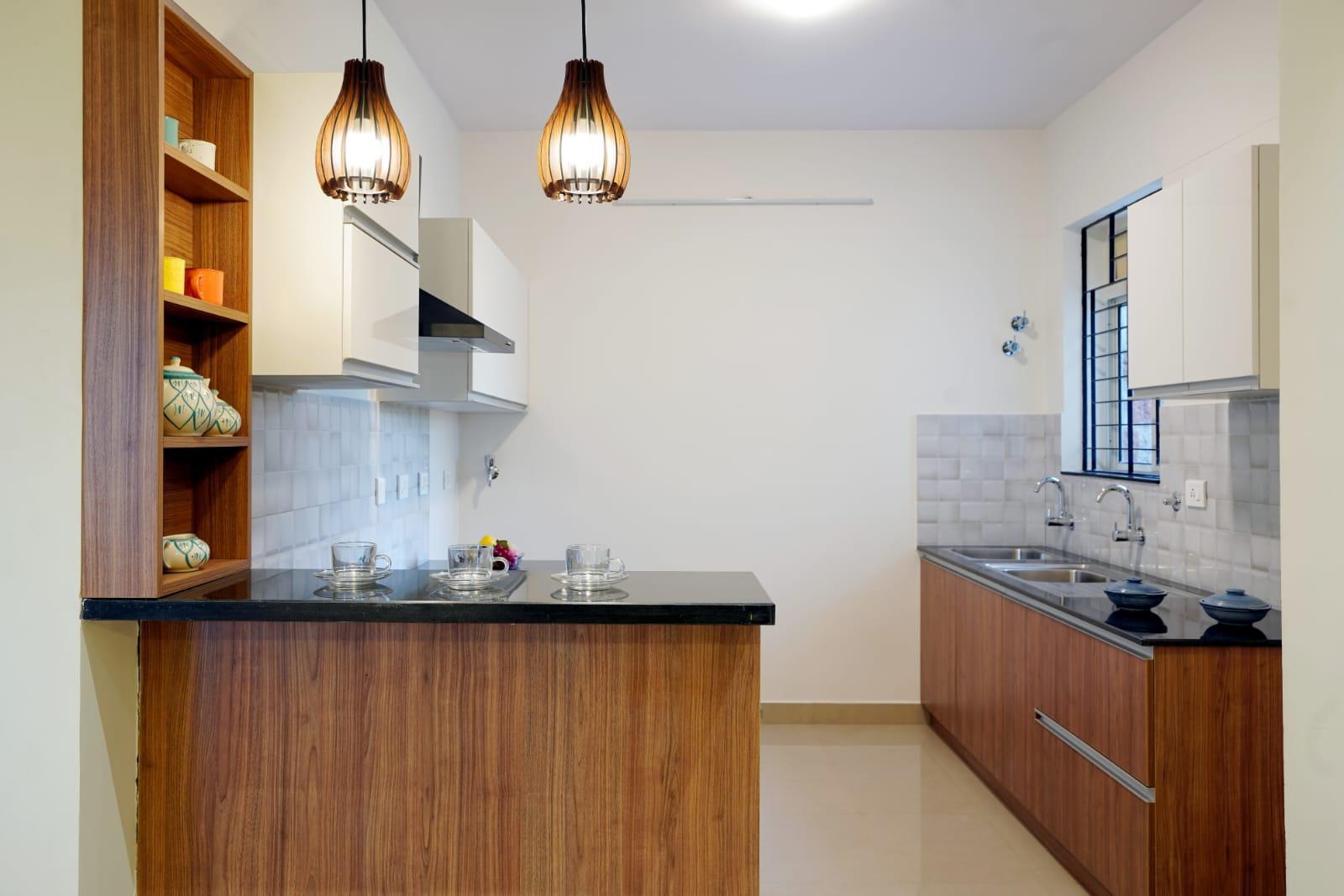 Queens Courtyard - Image 6