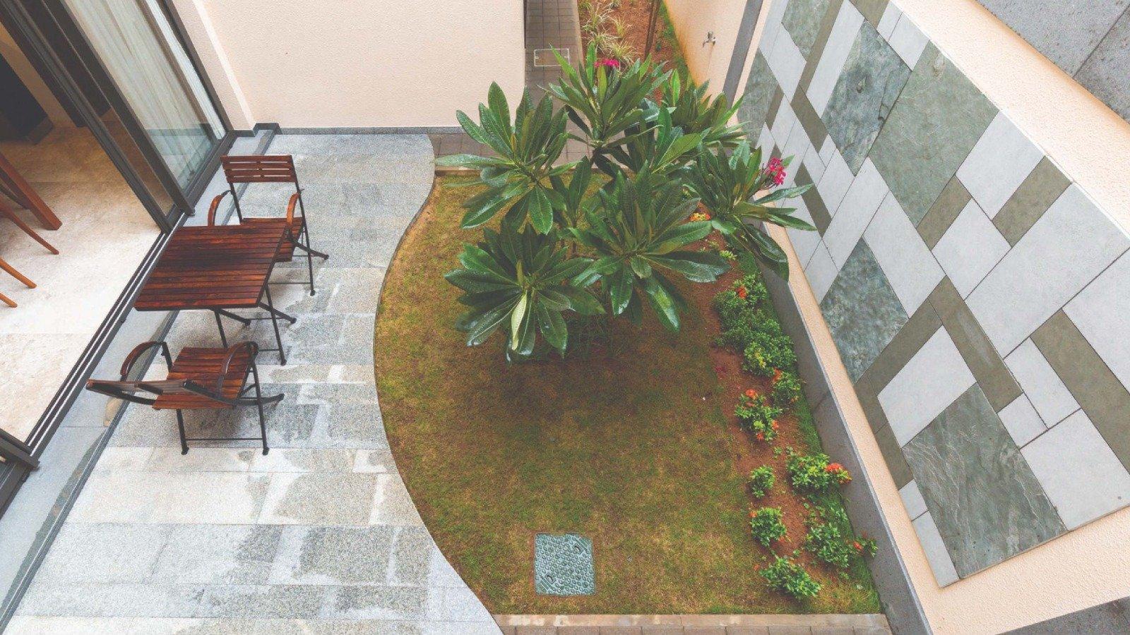 Silver Estate - Image 6