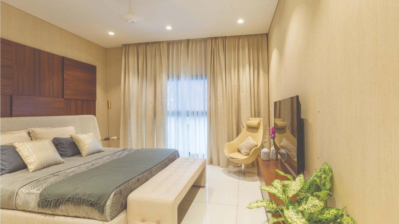 Silver Estate - Image 4