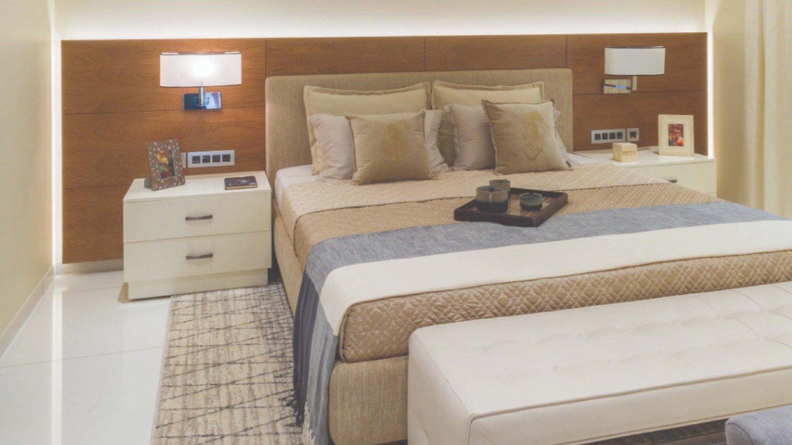 Silver Estate - Image 3