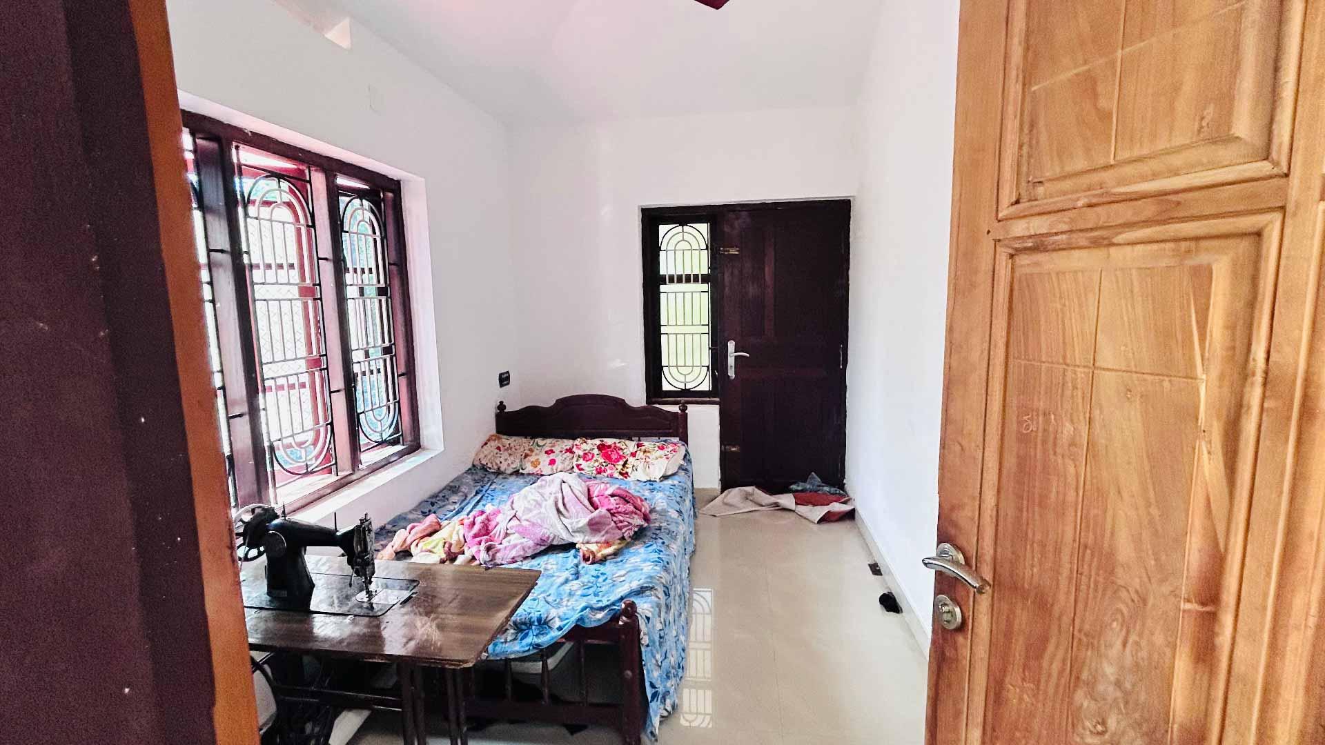 House At Peralasseri - Image 6