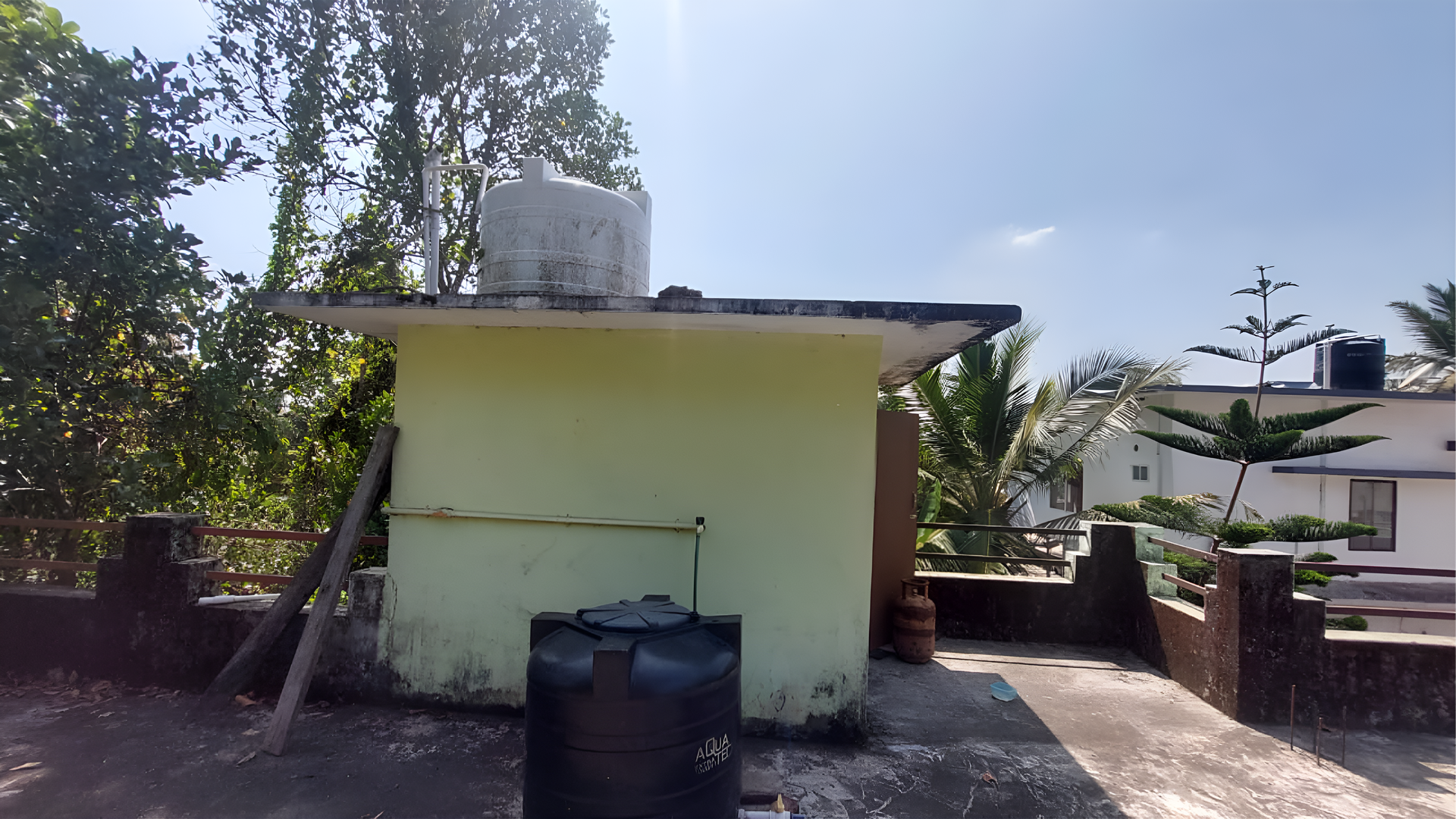 House At Pilathara - Image 6