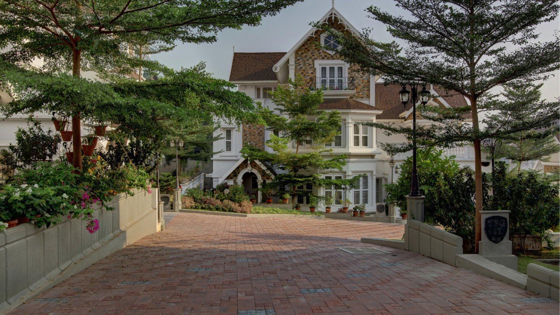 Swiss Gardens Club - Image 5