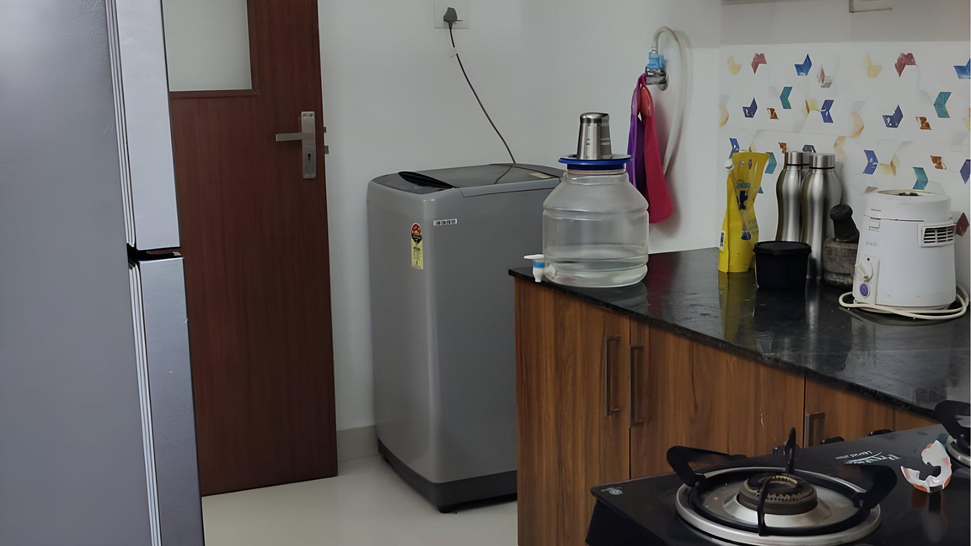 Apartment In Metro Heights - Image 2