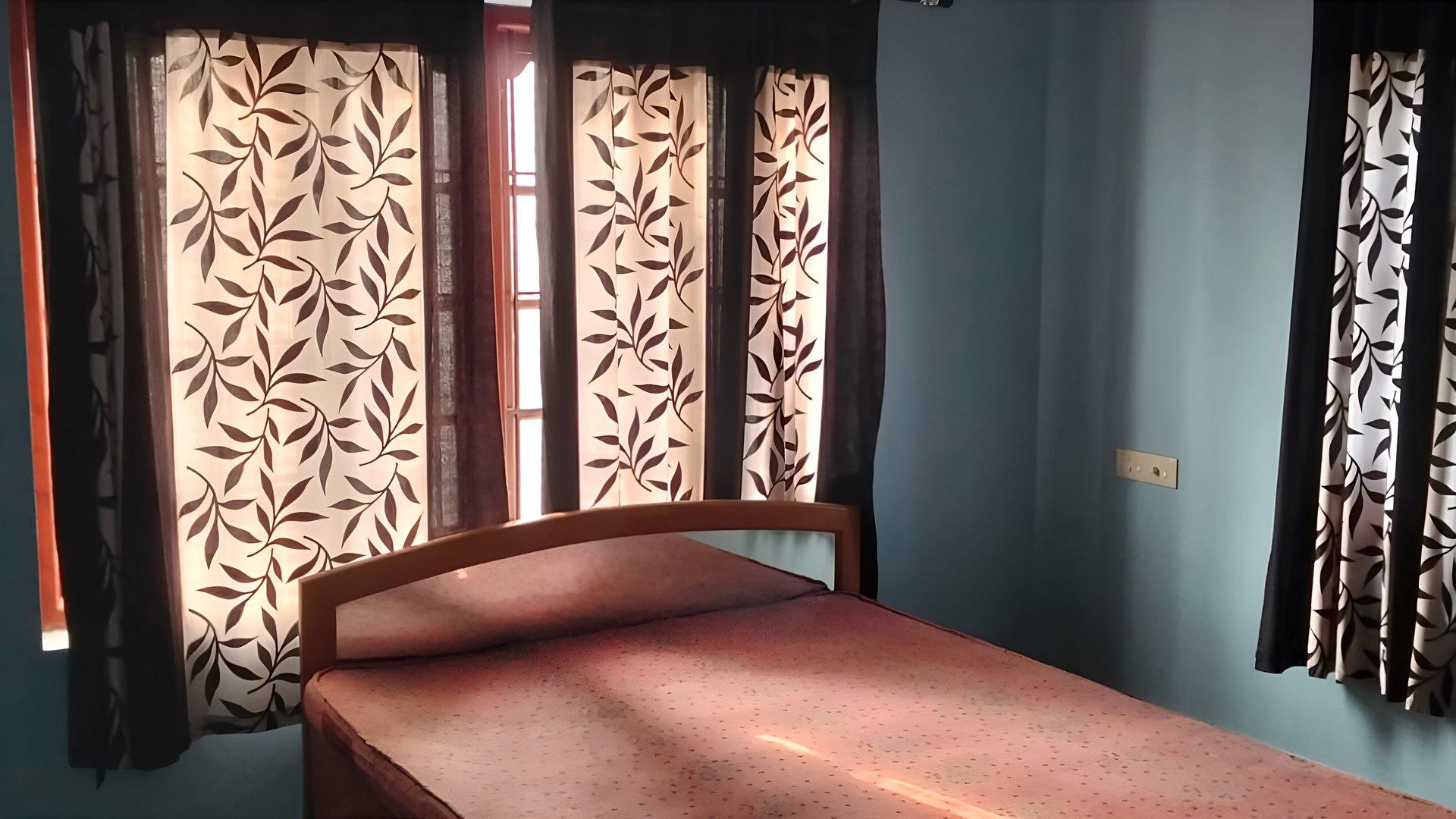 House At Nidumbram - Image 2