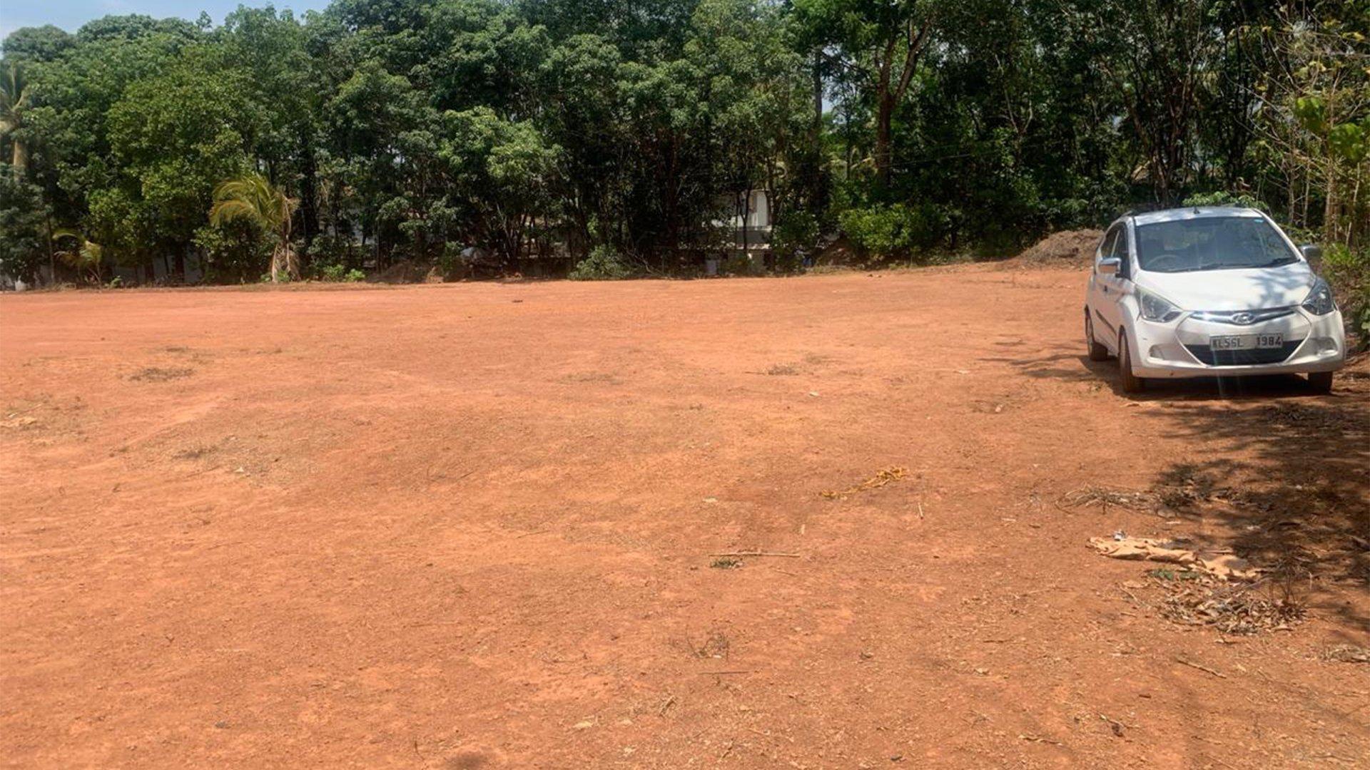 Plot At Chemberi — photo 9