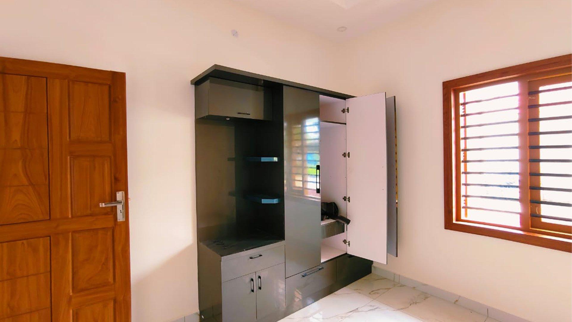 House At Thevakkal - Image 6