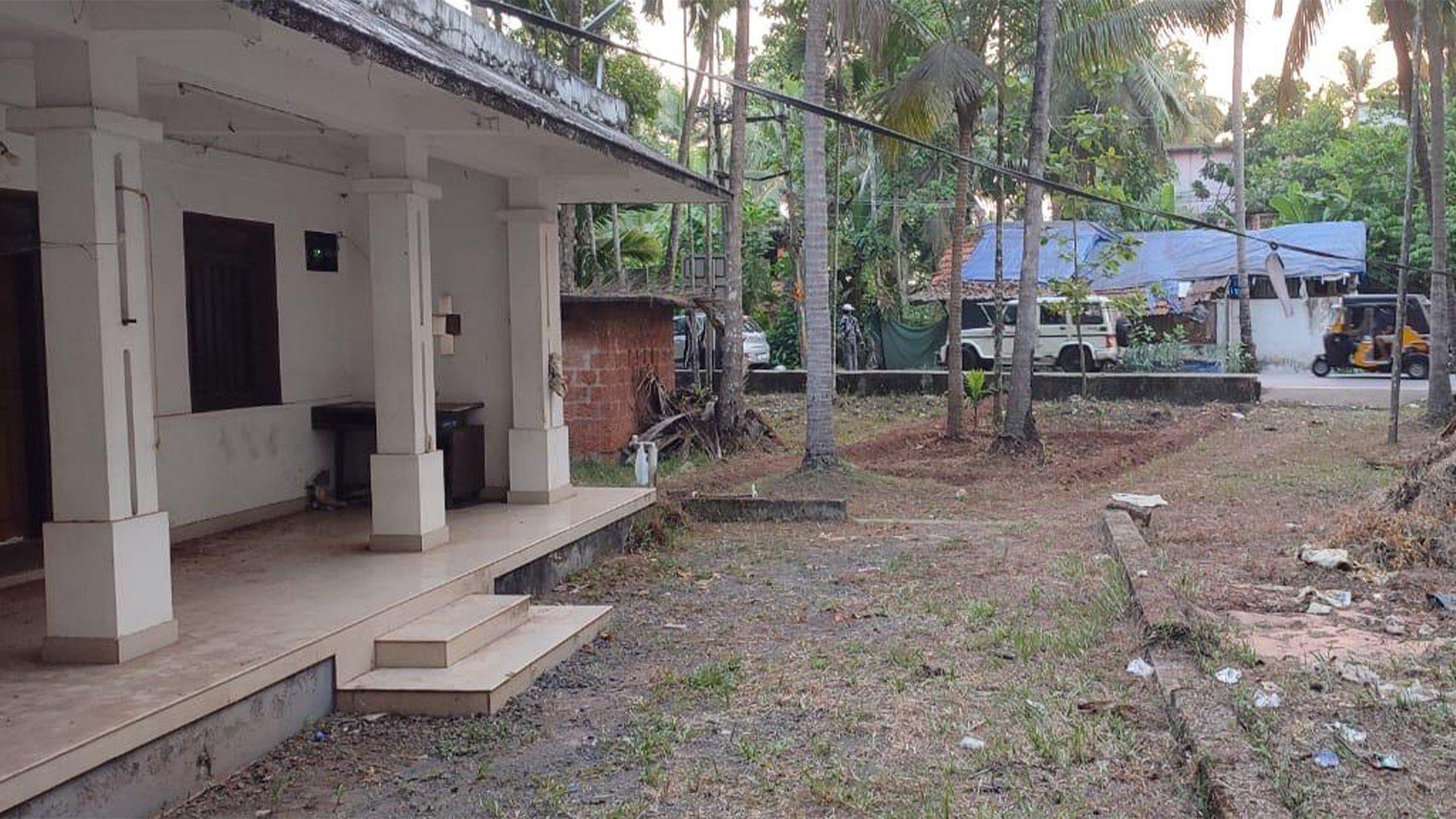 Plot With House At Dharmadam — photo 8