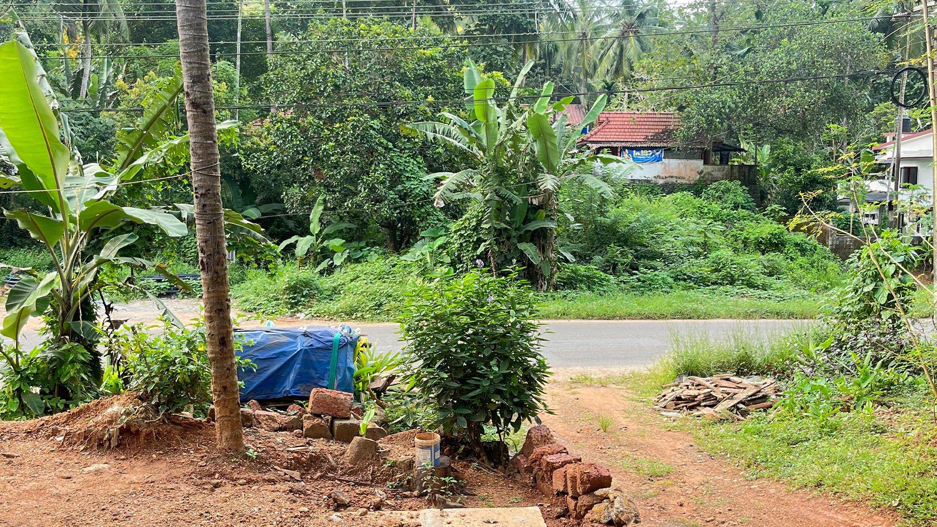 House At Peruvayal - Image 3