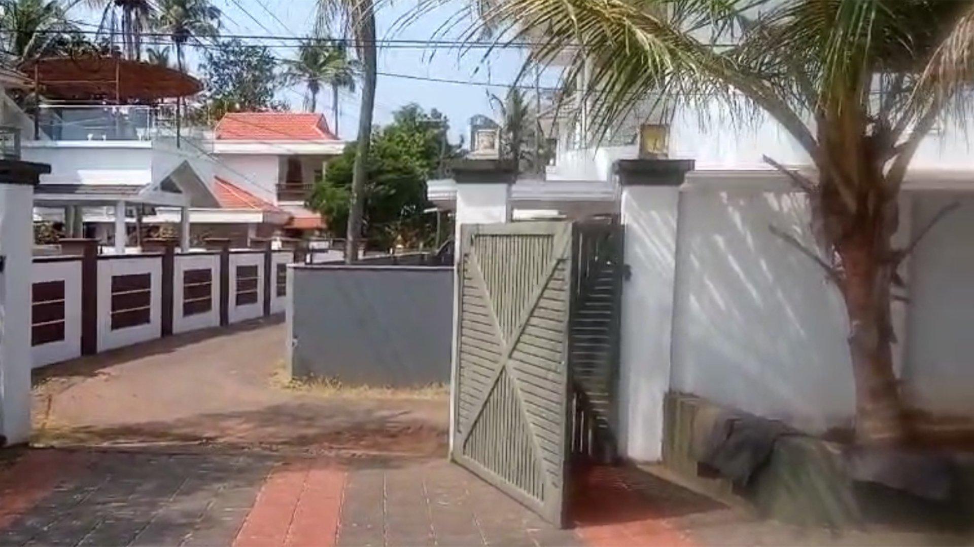 House At Kodaparamba - Image 4