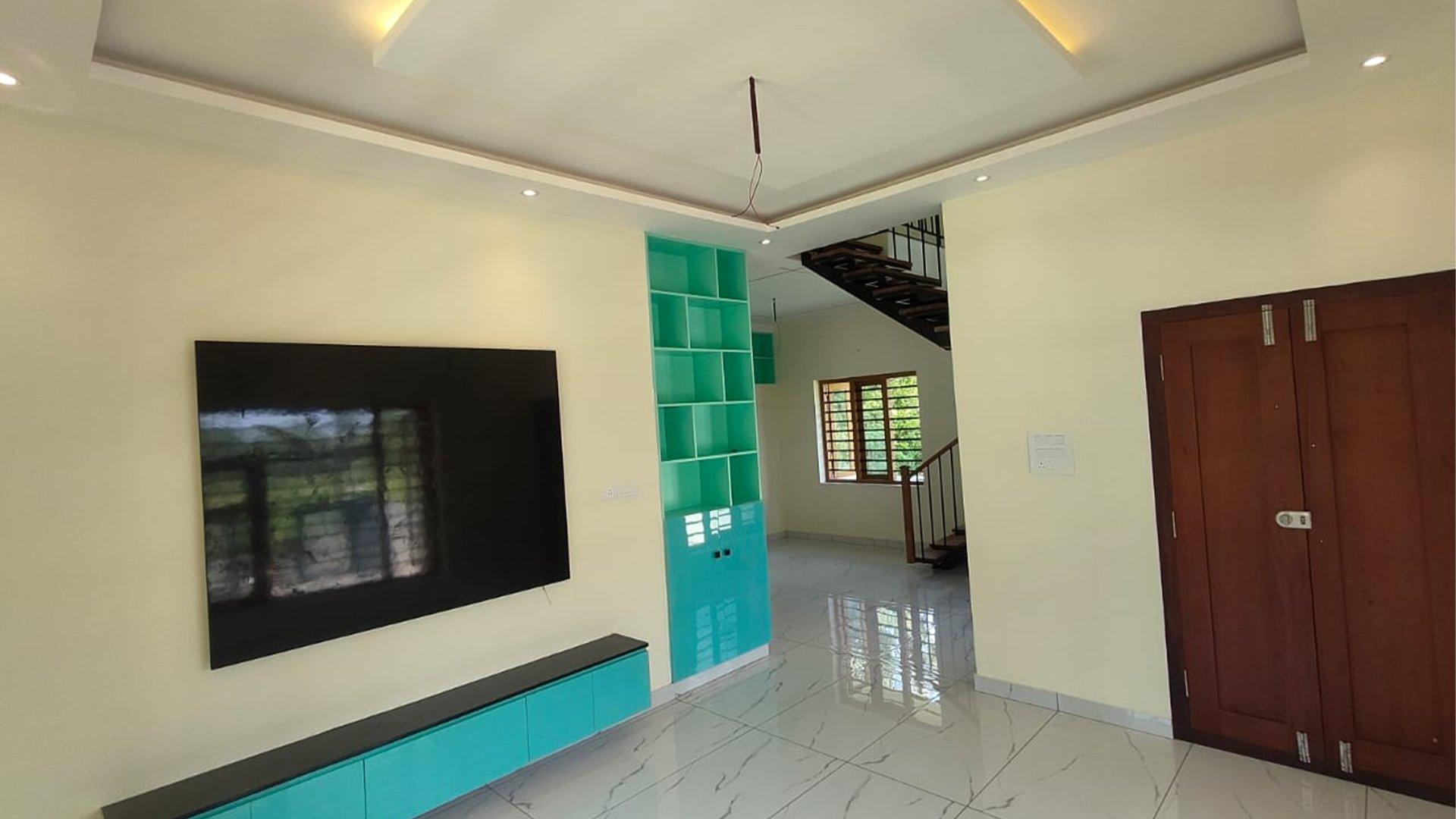 House At Kakkanad — photo 8