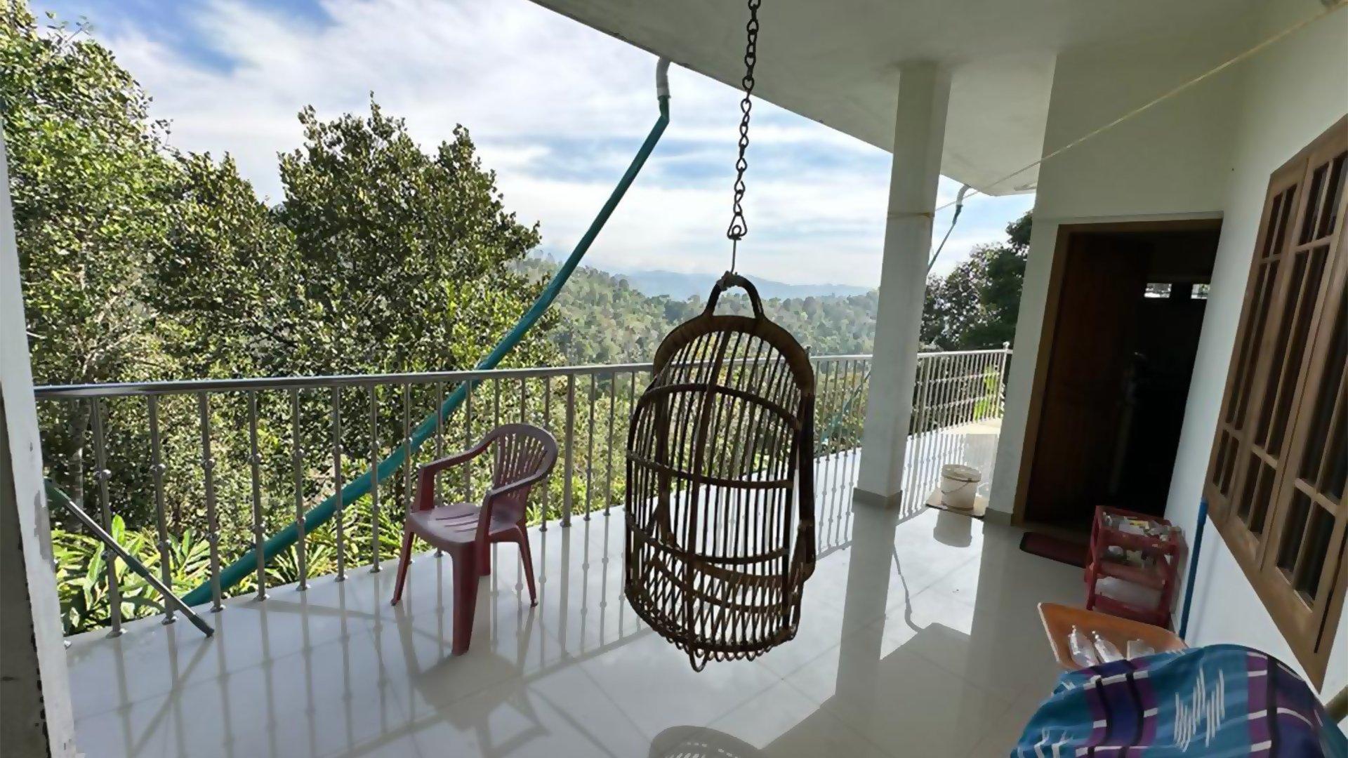 House At Munnar - Image 6