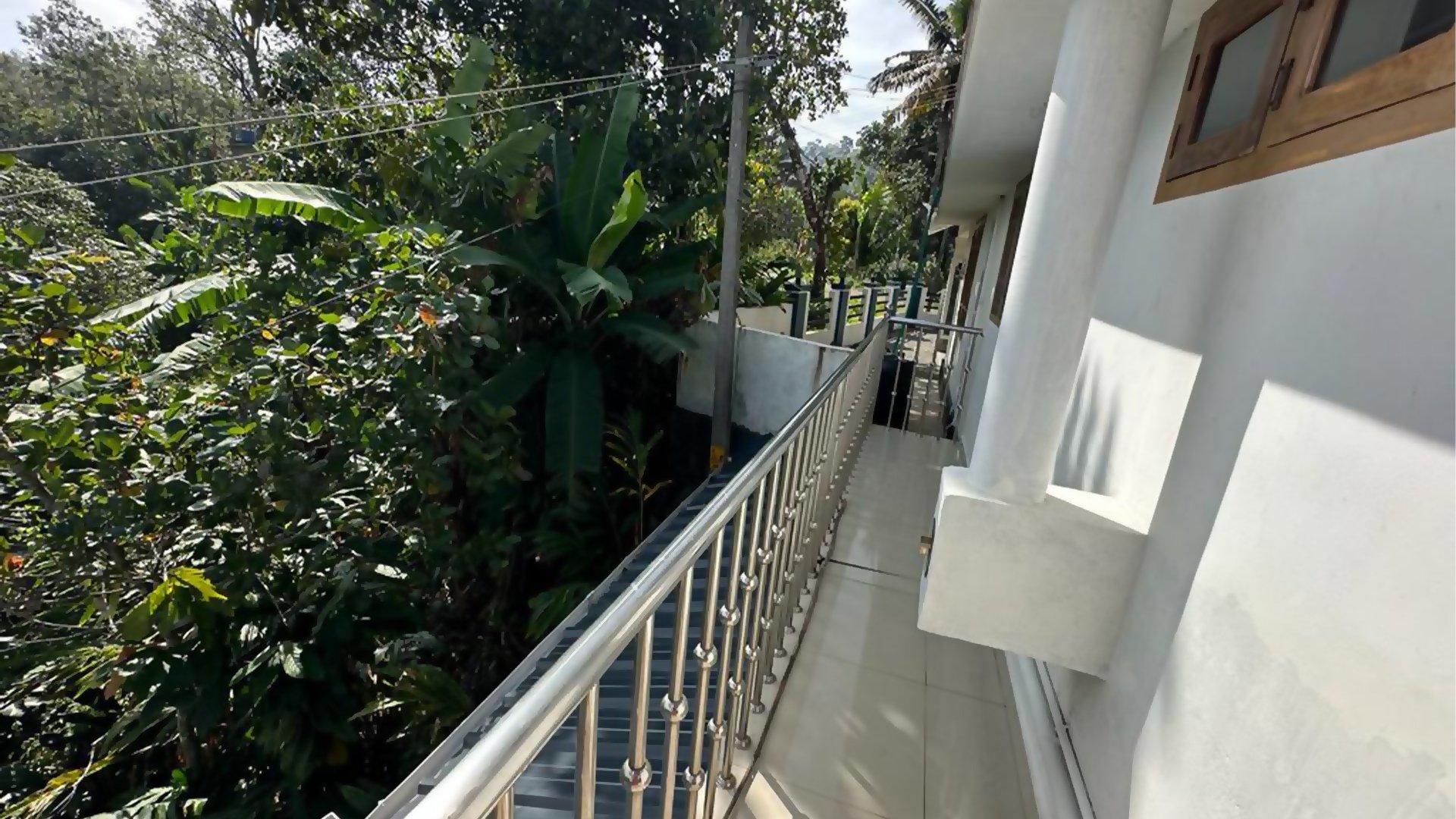 House At Munnar — photo 10