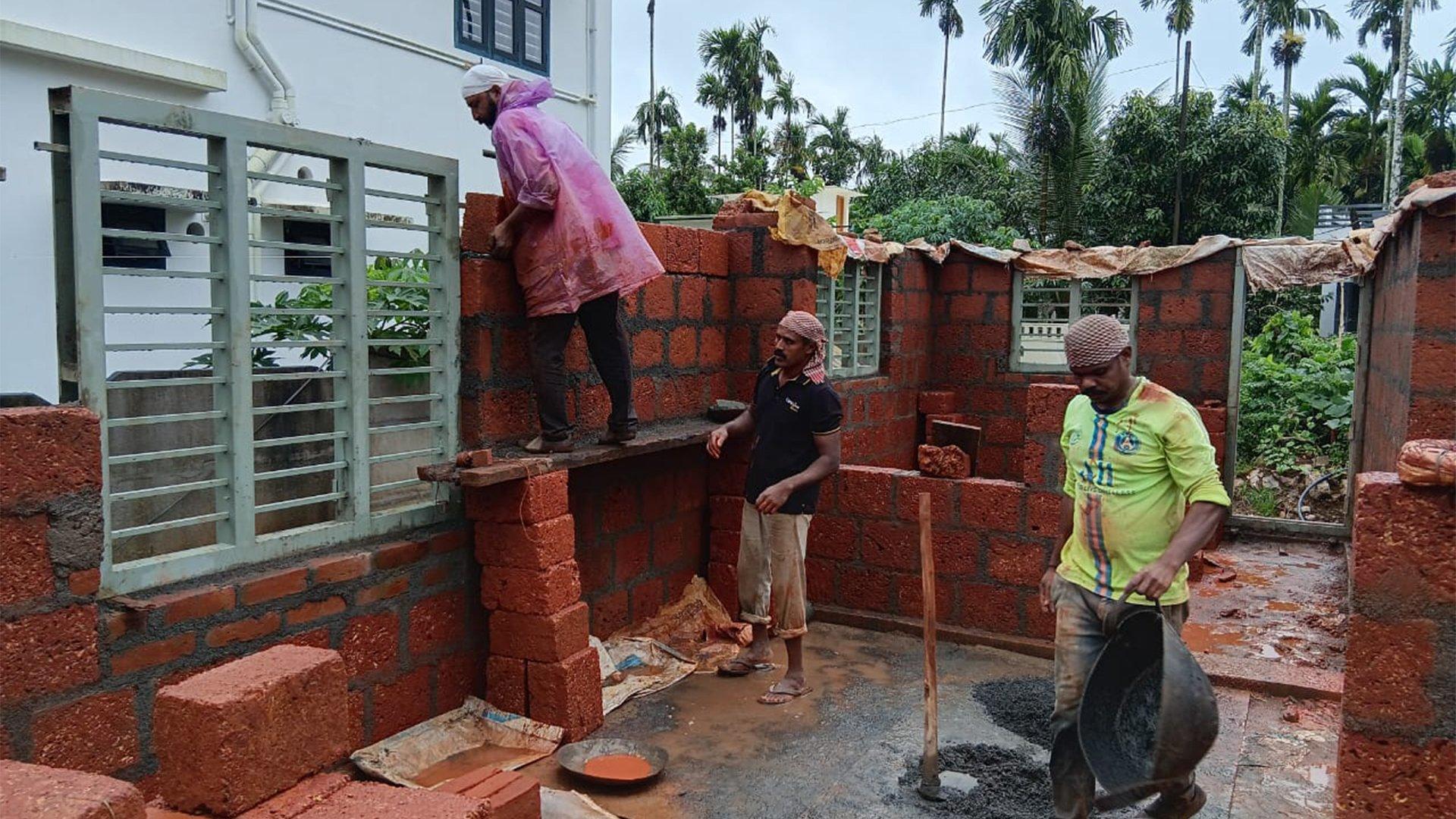 Construction in Mampad — photo 10