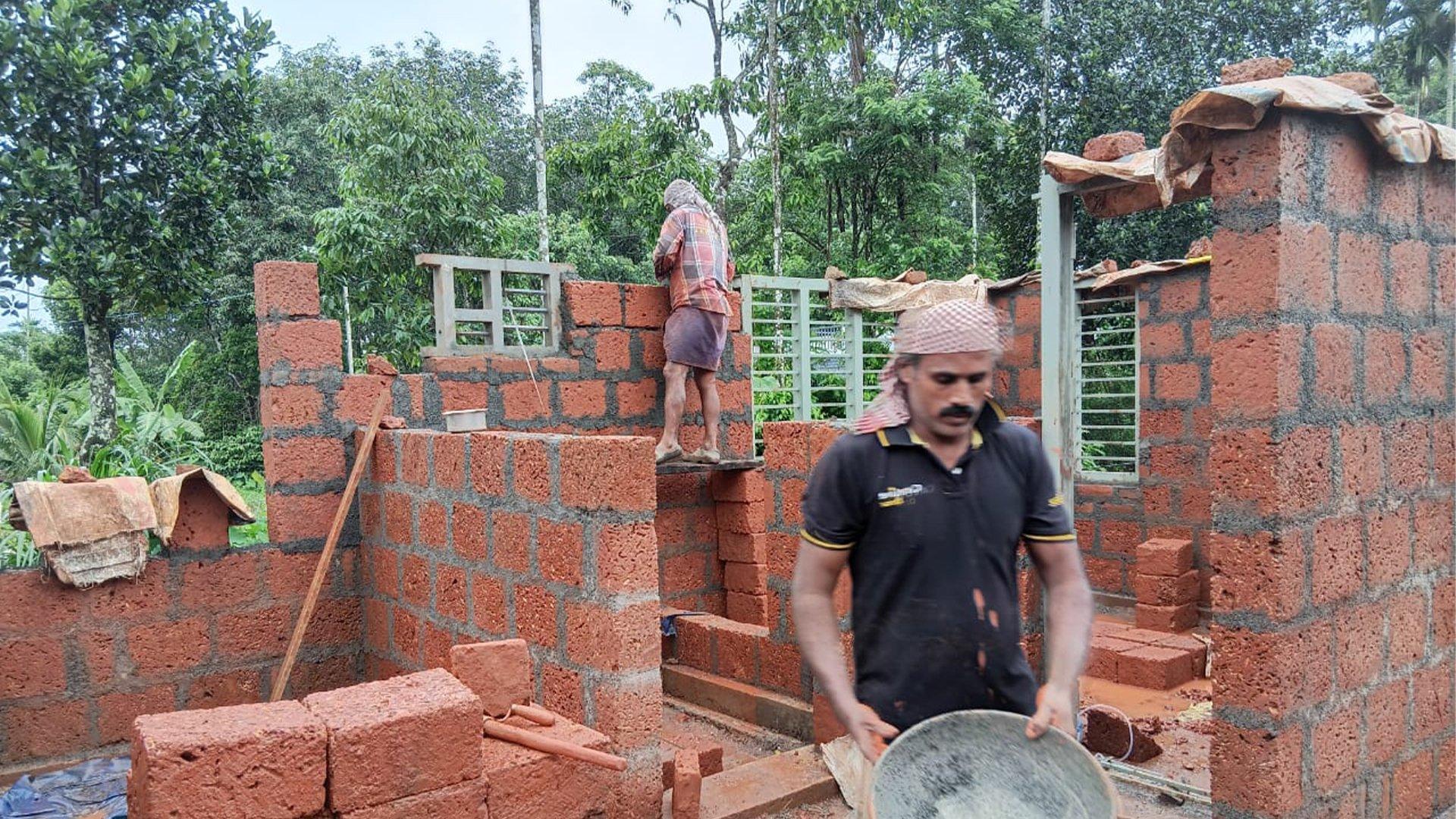 Construction in Mampad — photo 6