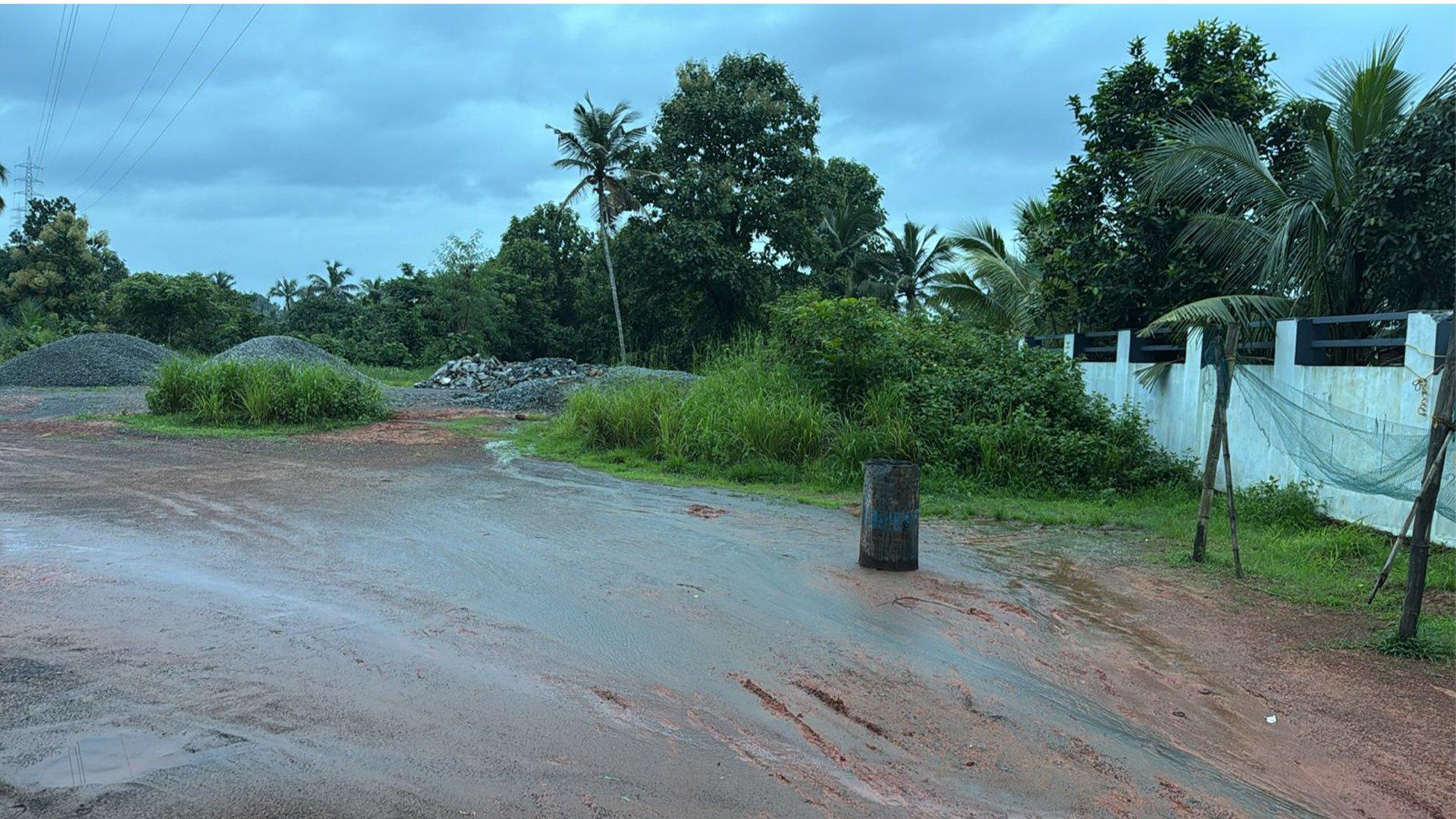 Plot At Kadirur — photo 8