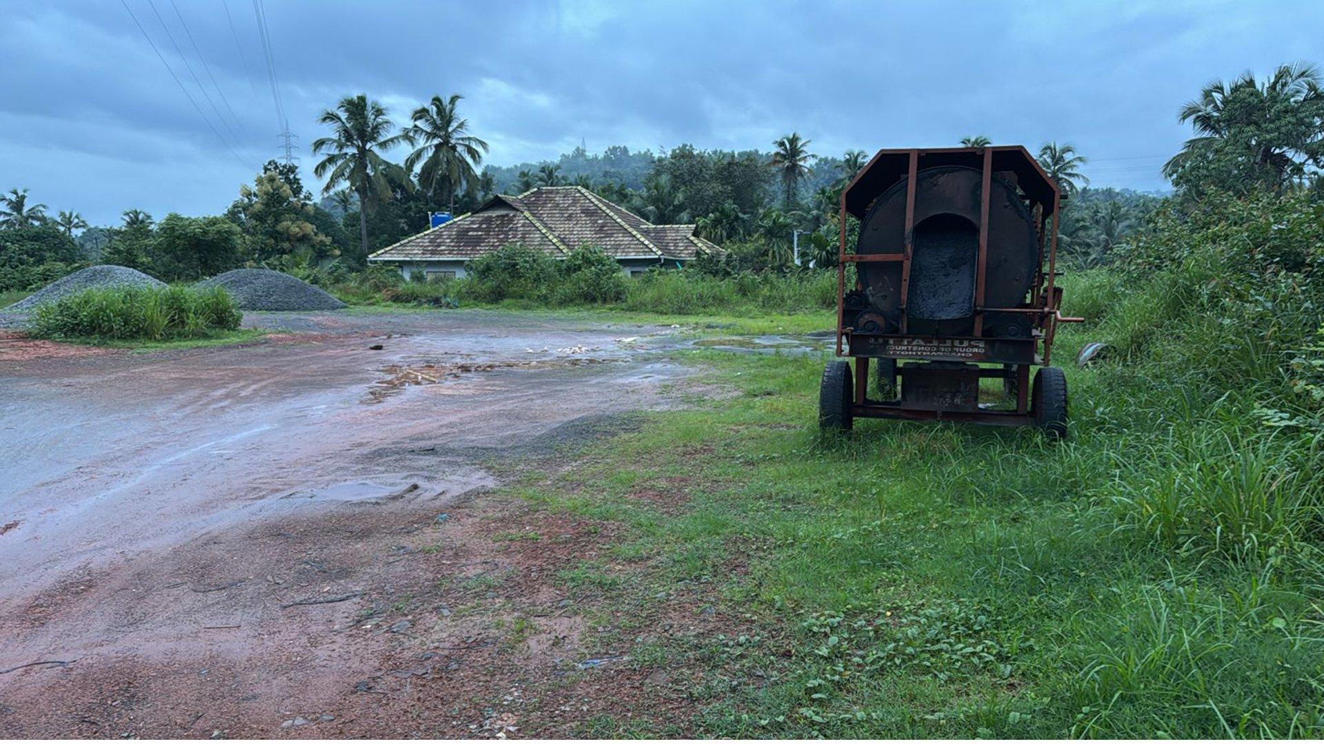 Plot At Kadirur — photo 9