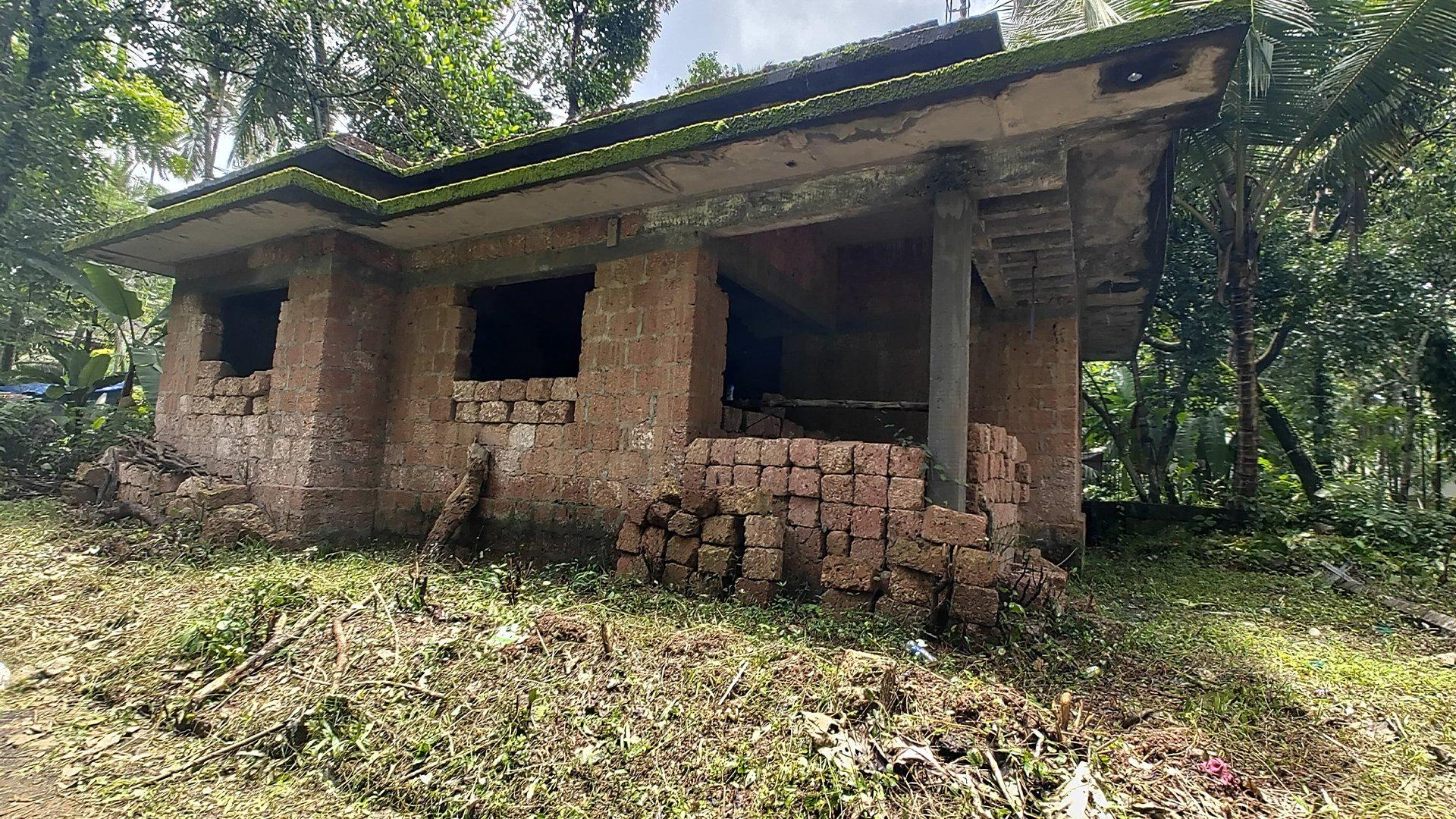 House At Makkoolpeedika - Image 3