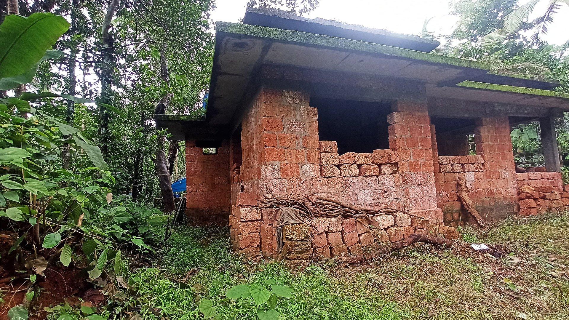 House At Makkoolpeedika - Image 2