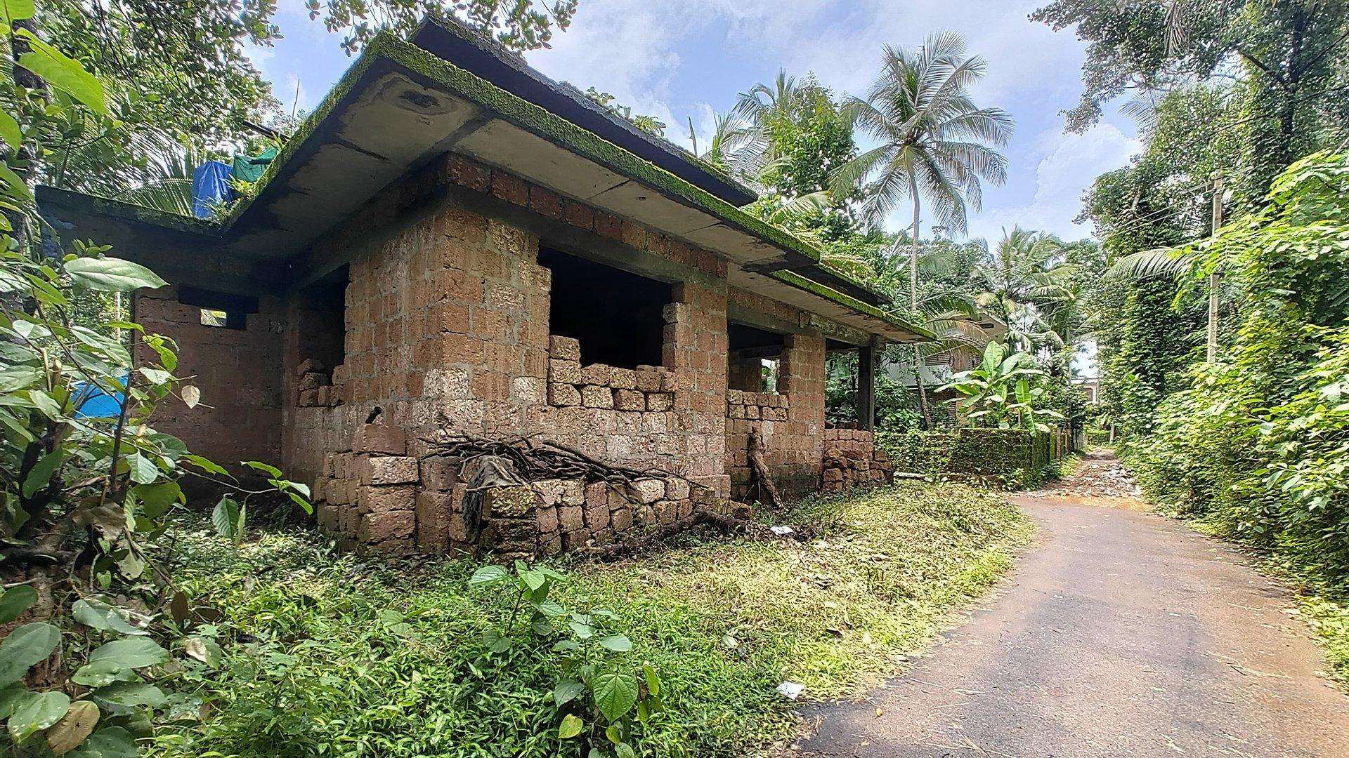 House At Makkoolpeedika - Image 6