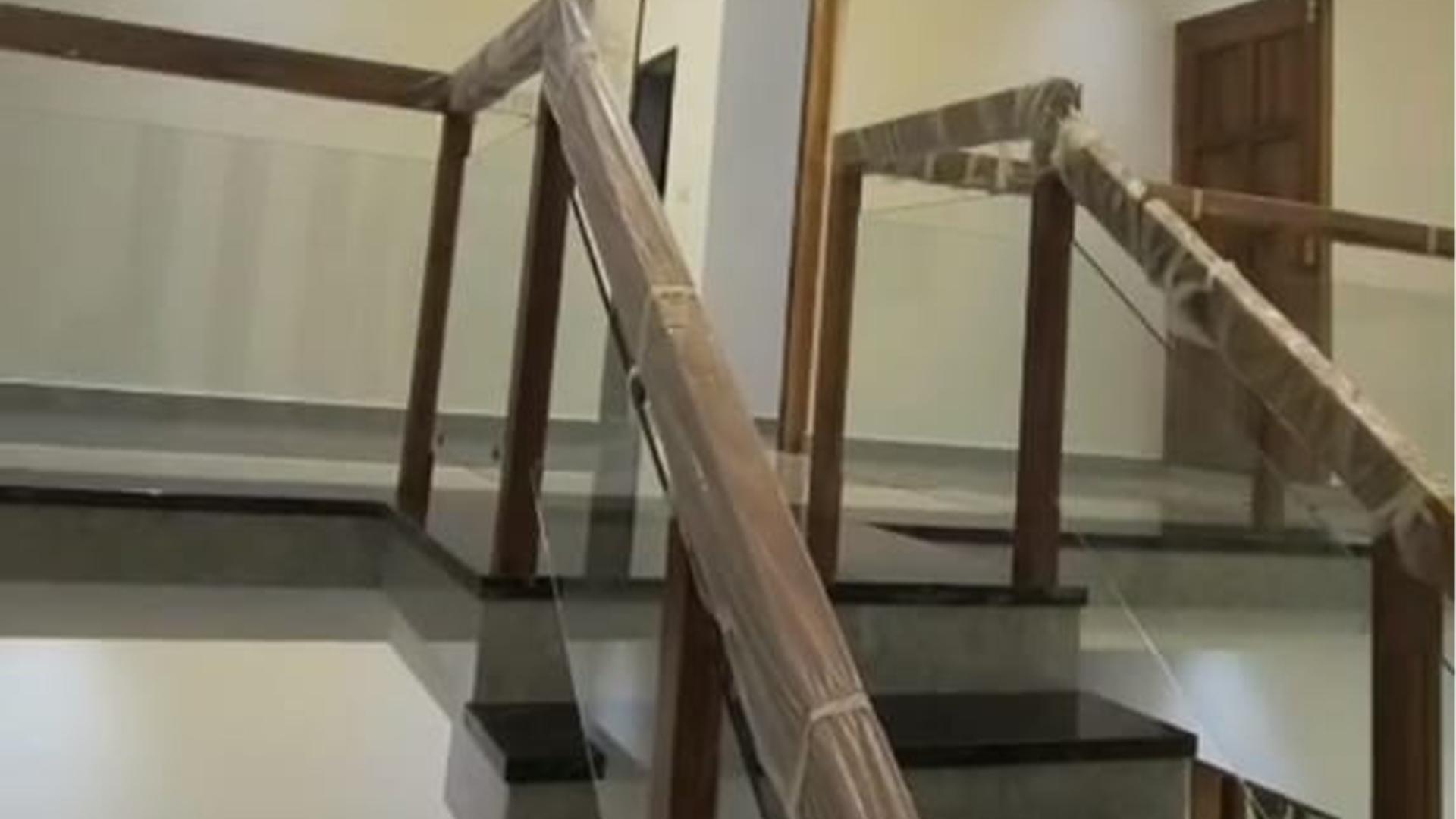 House At Koothuparamba - Image 6