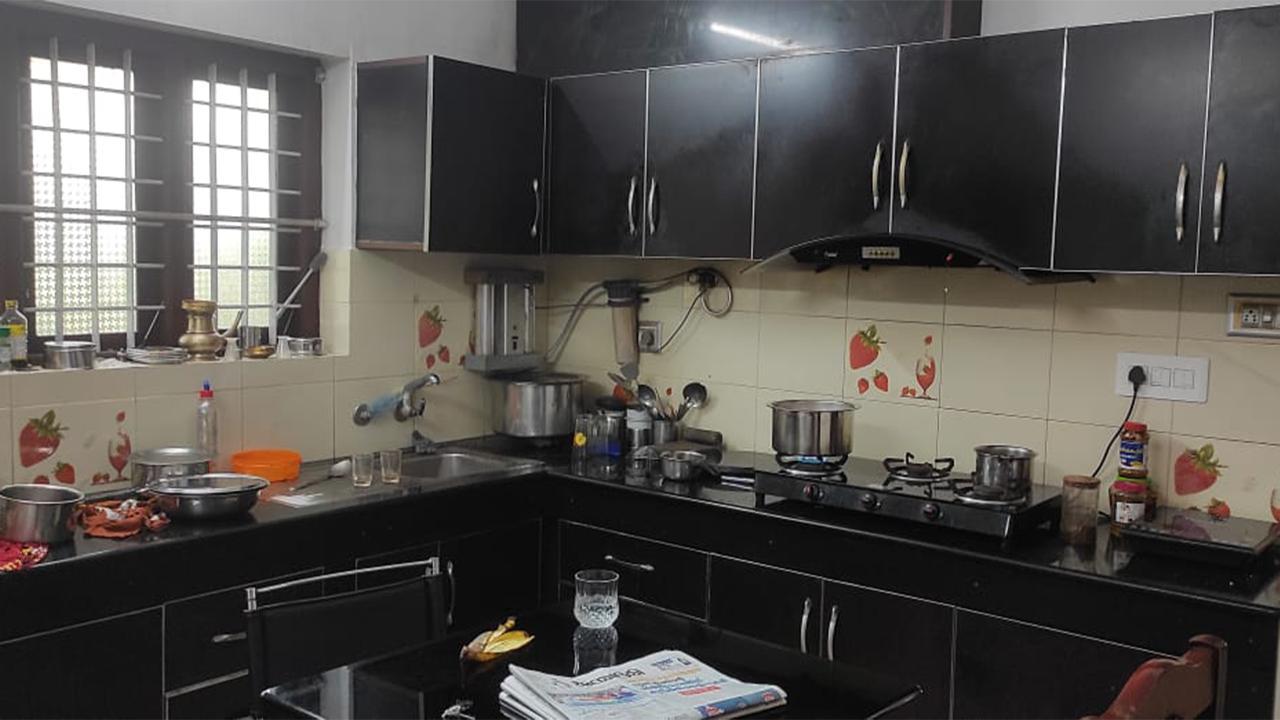 House At Palakkal - Image 4