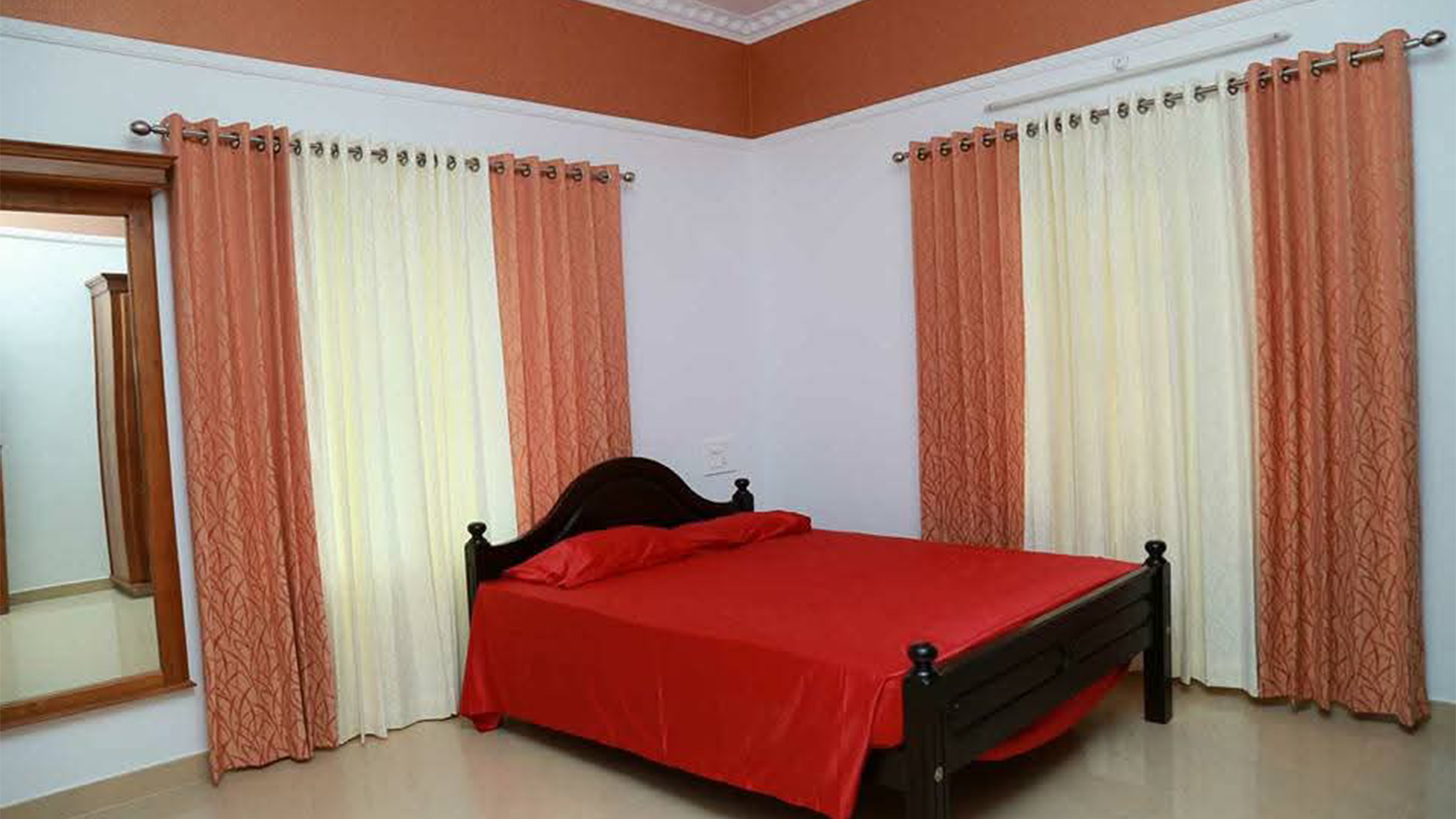 House At Aluva — photo 10