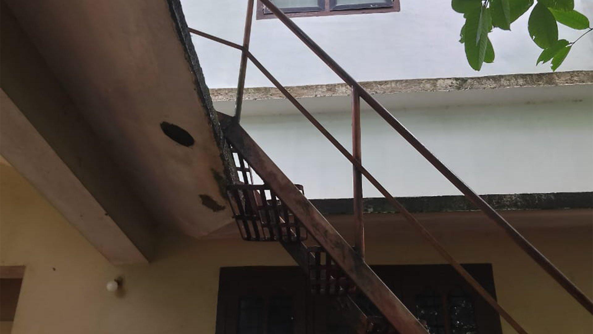 House At Naduvattum - Image 2