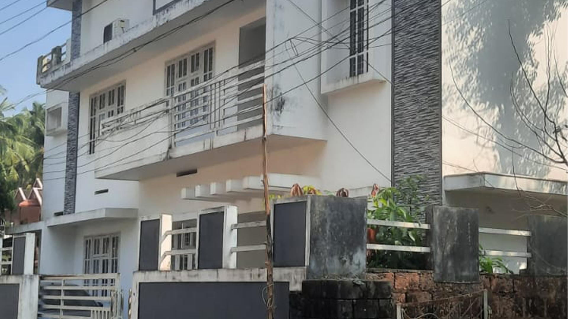 House At Thalayi - Image 5