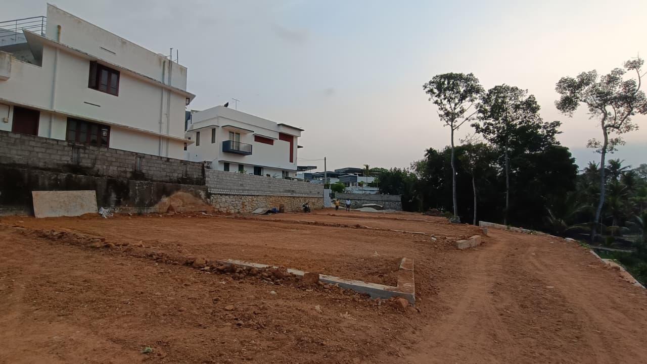 Plot At Kudappanakunnu - Ii — photo 5