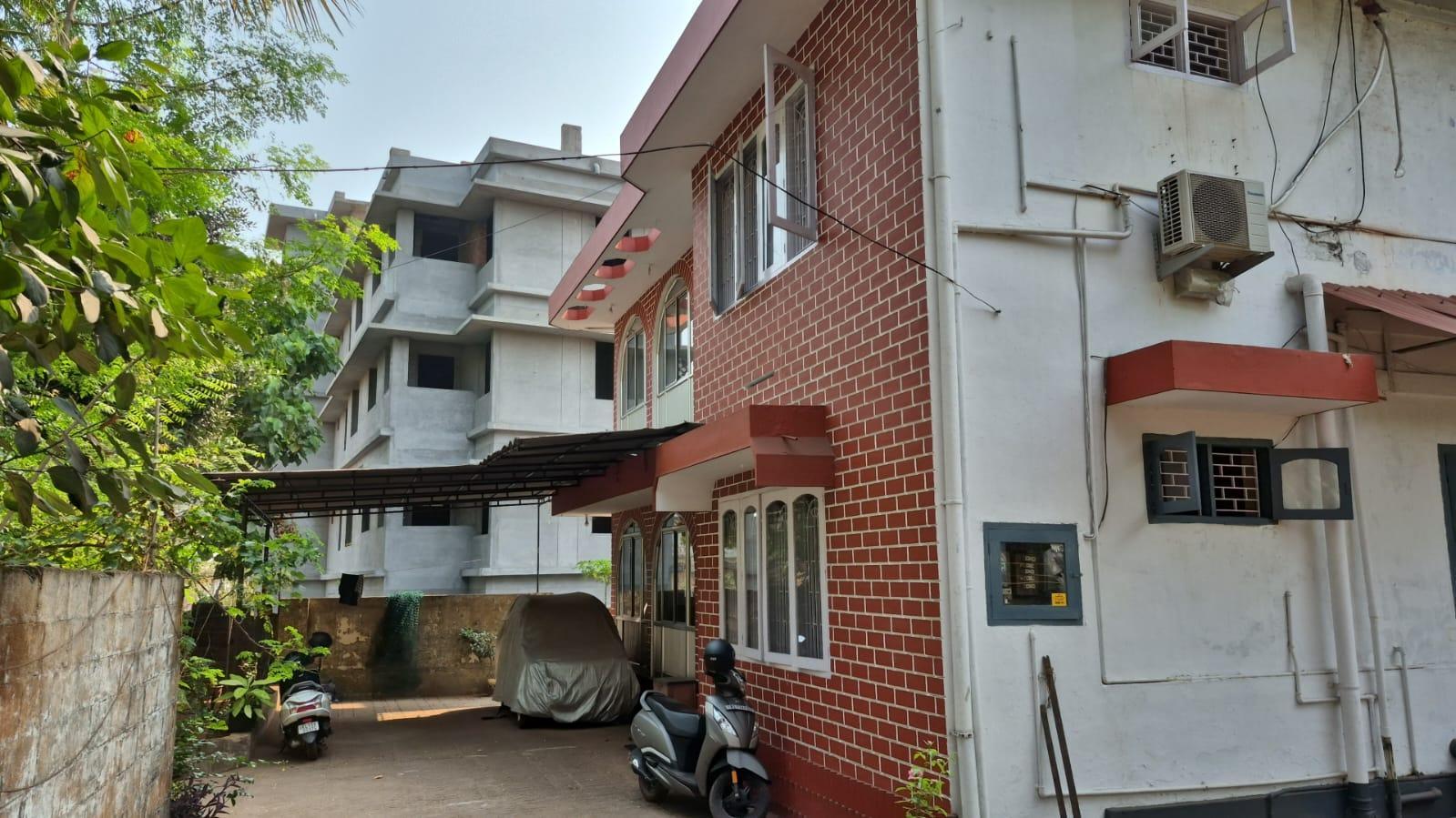 House at Muzhapilangad — photo 4