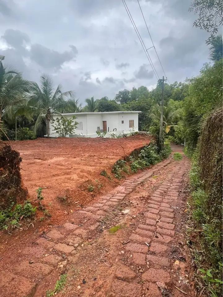 Plot at Azhiyur Kannur — photo 2
