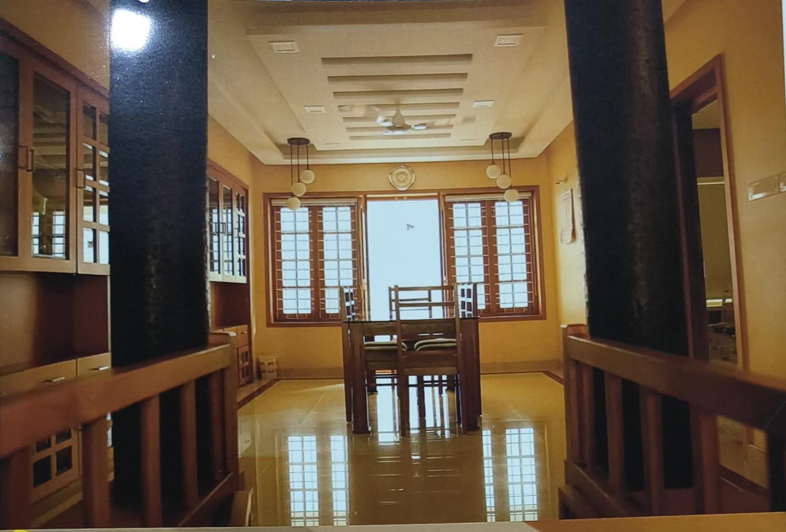 House At Aluva  — photo 12