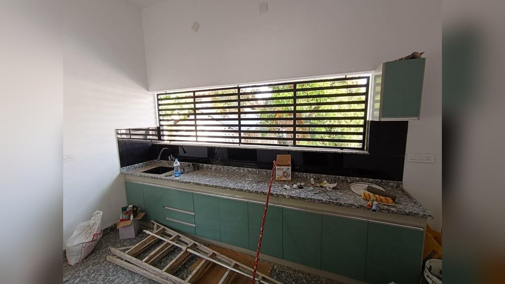 Resale House At kakkad — photo 11